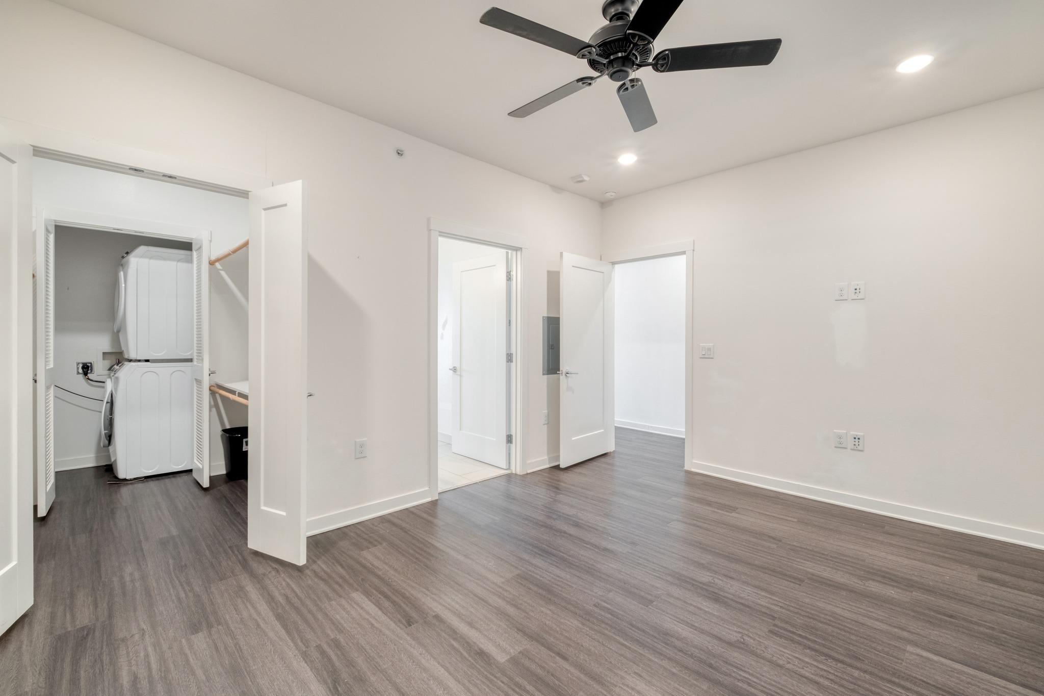 4361 S Congress Ave # 527, Austin, TX 78745