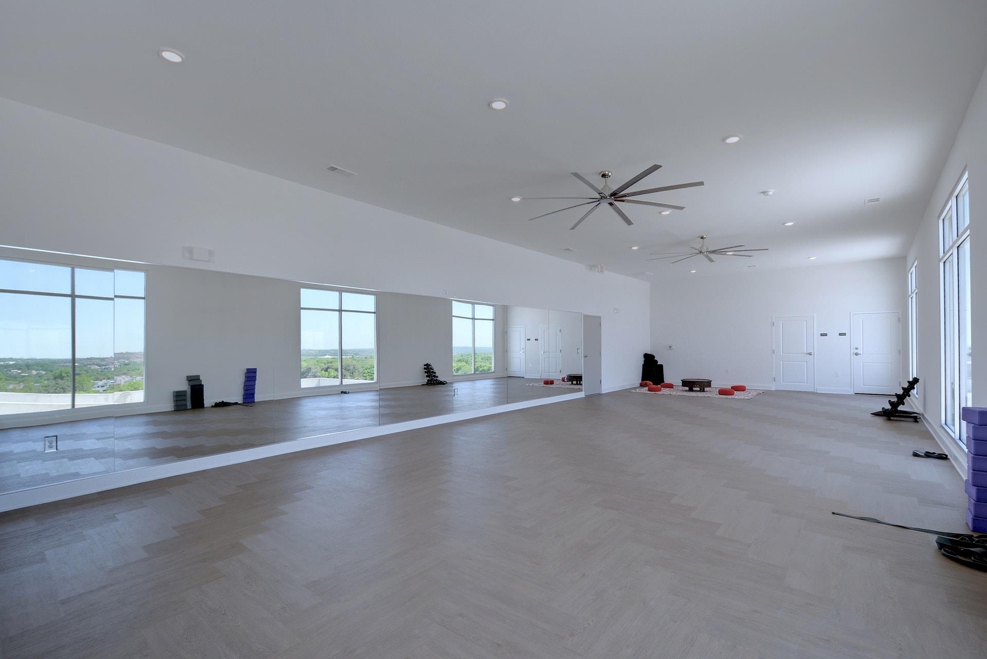 4361 S Congress Ave # 527, Austin, TX 78745