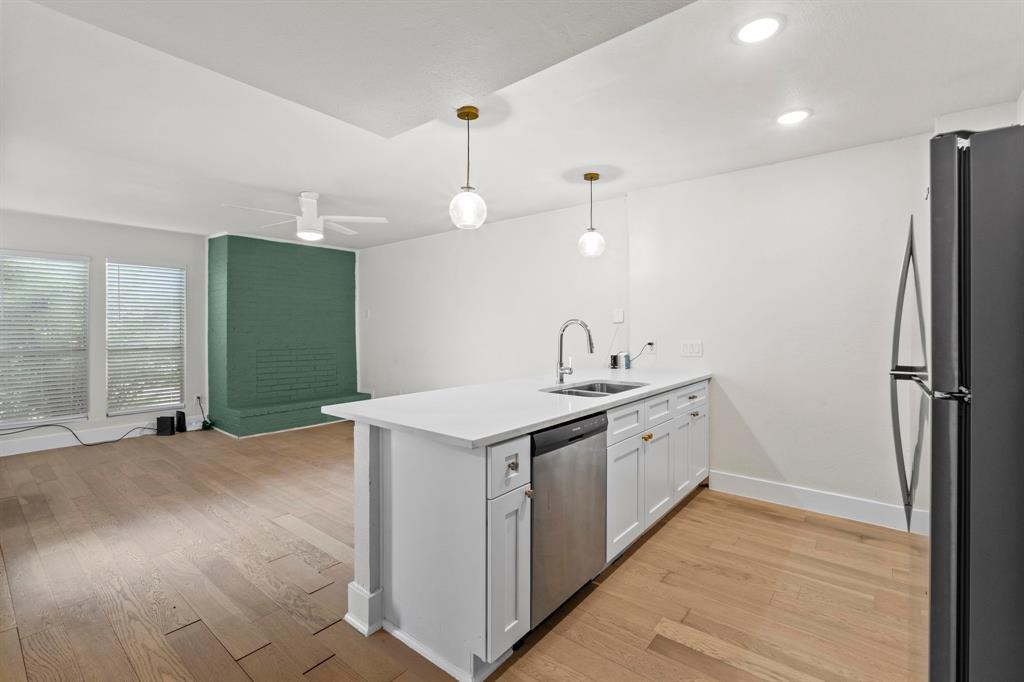 909 Reinli St # 101, Austin, TX 78751