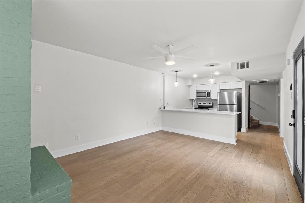 909 Reinli St # 101, Austin, TX 78751
