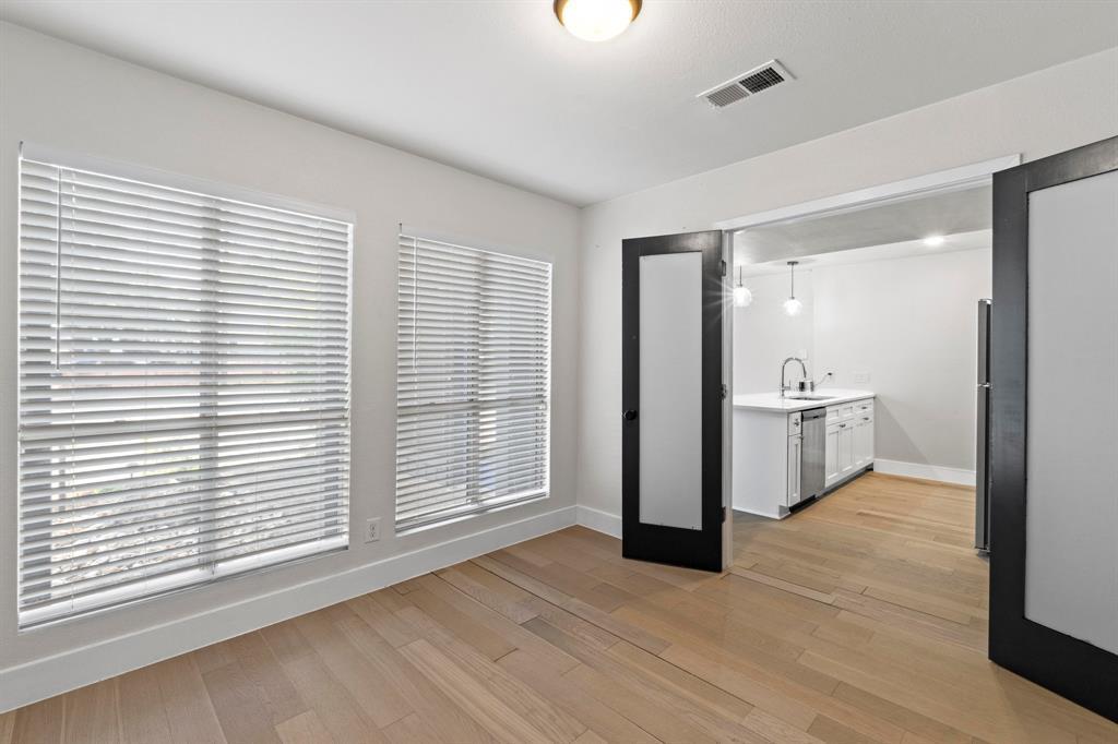 909 Reinli St # 101, Austin, TX 78751