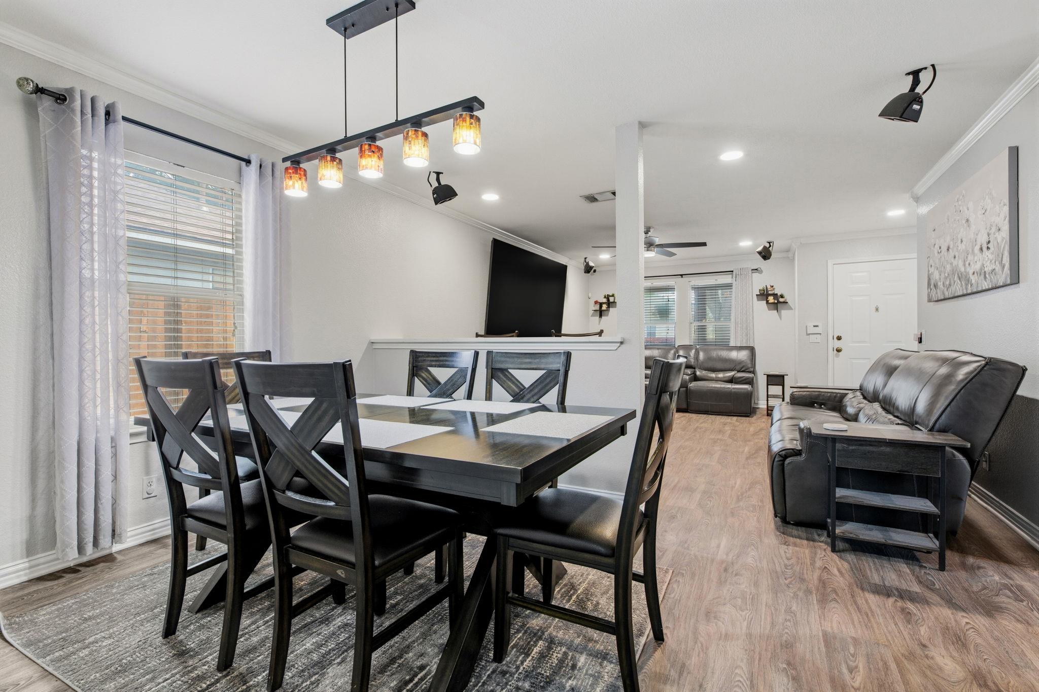 6756 Broad Brook Dr, Austin, TX 78747