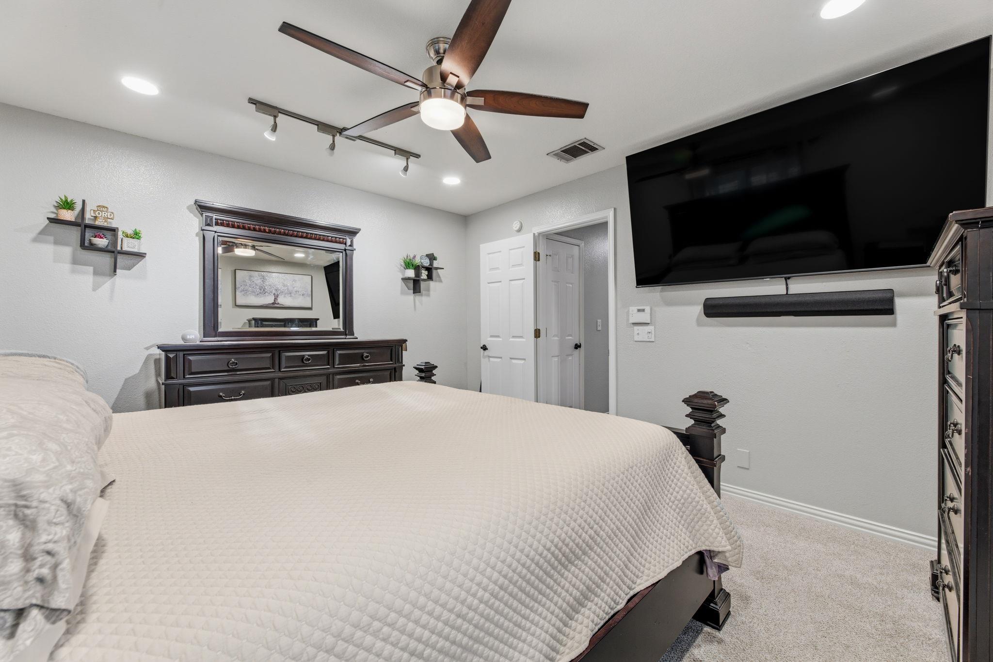6756 Broad Brook Dr, Austin, TX 78747