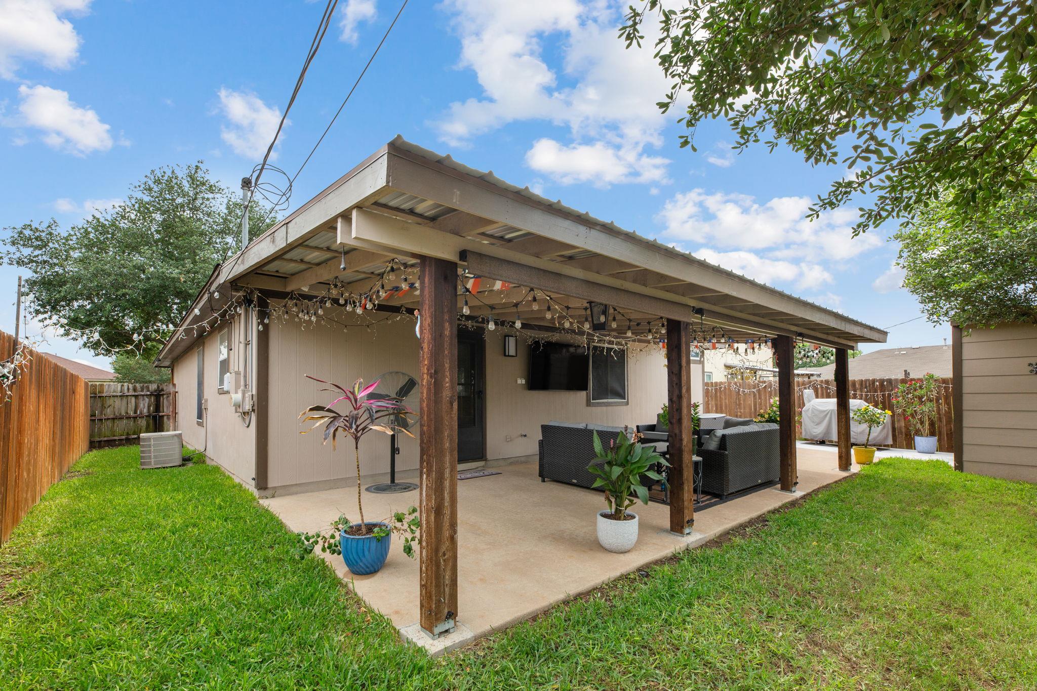 6756 Broad Brook Dr, Austin, TX 78747