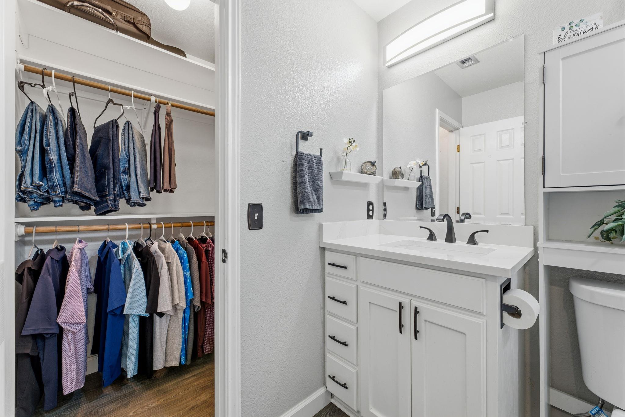 6756 Broad Brook Dr, Austin, TX 78747