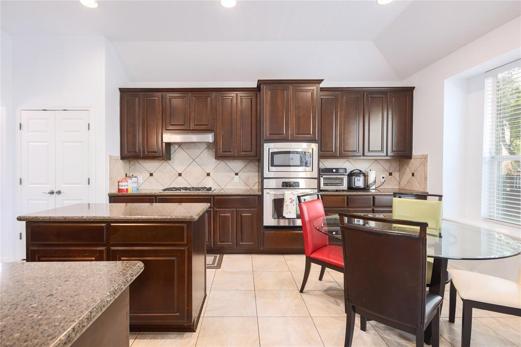 9700 Spanish Wells Dr, Austin, TX 78717