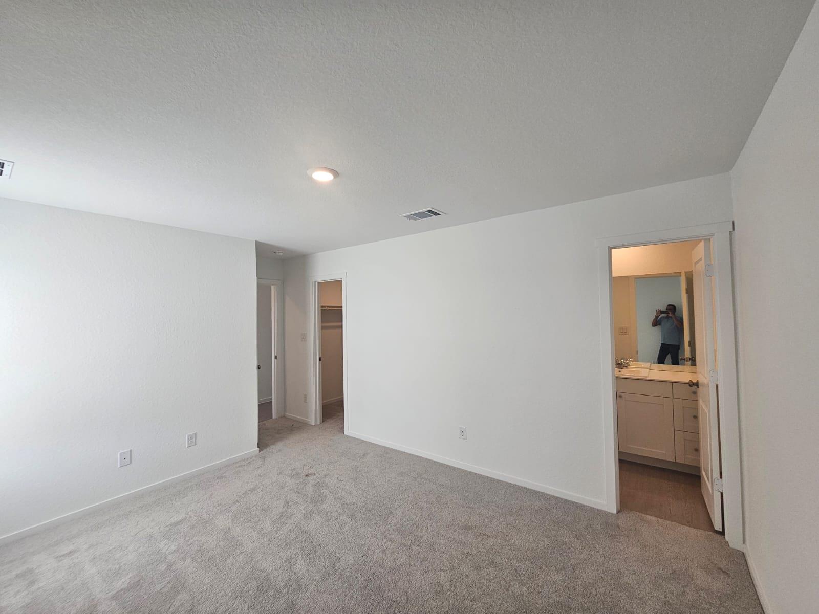 100 Silent Sky Ln, Hutto, TX 78634