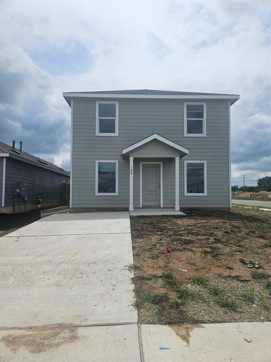 100 Silent Sky Ln, Hutto, TX 78634