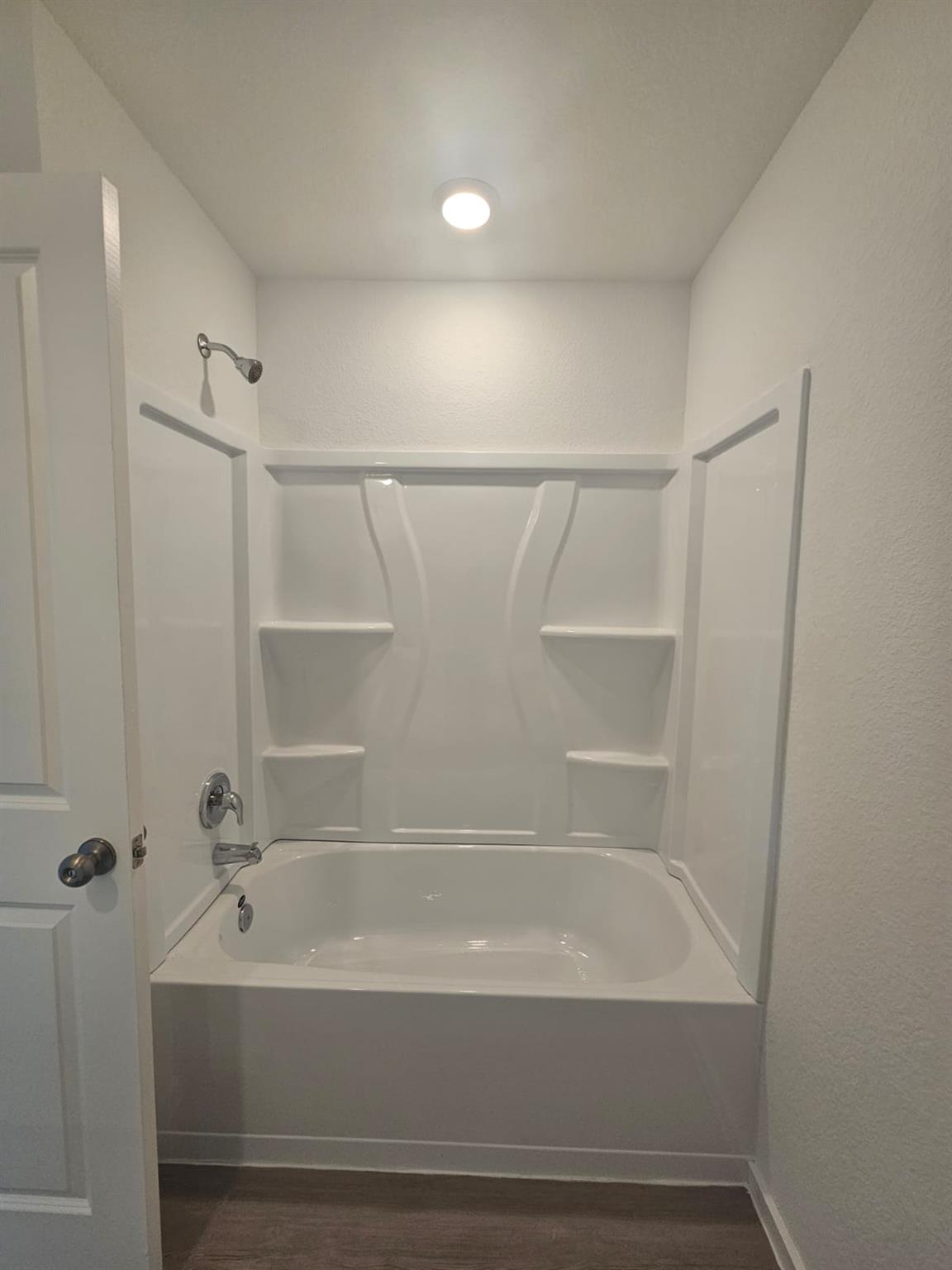 100 Silent Sky Ln, Hutto, TX 78634