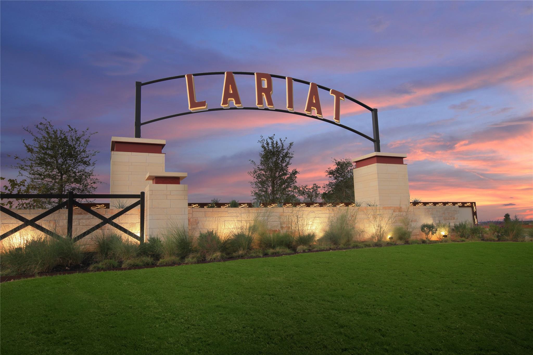 212 Yaklin Dr, Liberty Hill, TX 78642