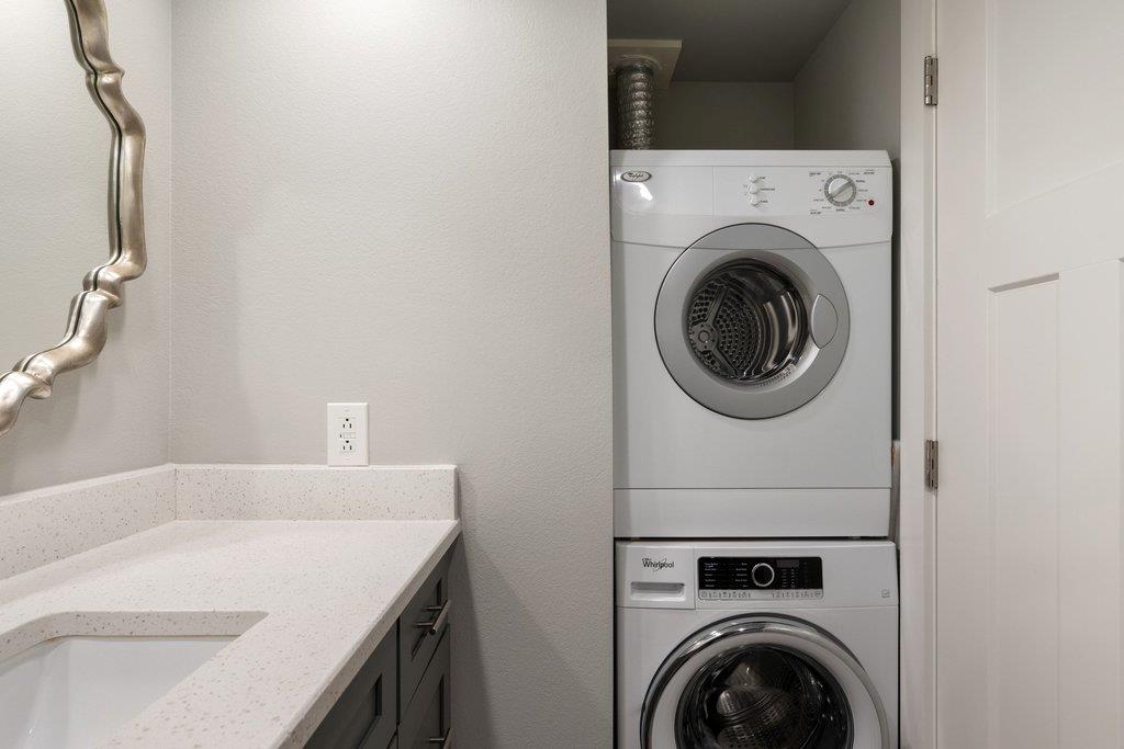 103 Island Dr # 1, Horseshoe Bay, TX 78657