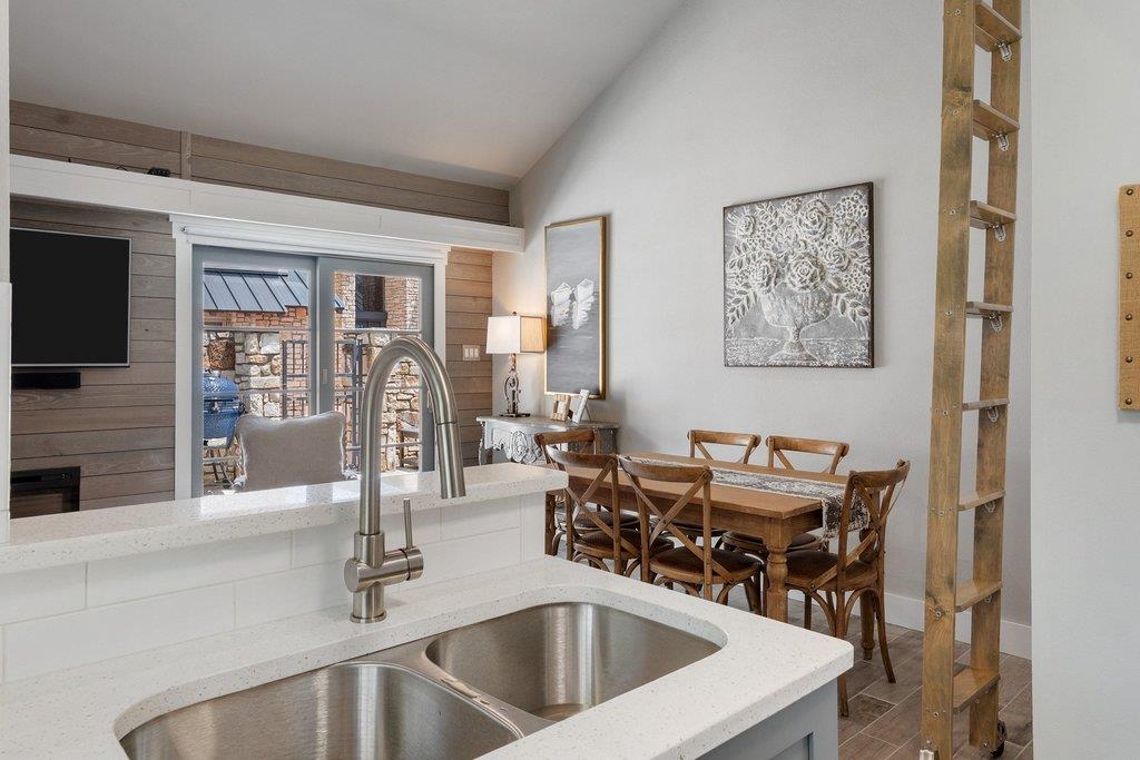 103 Island Dr # 1, Horseshoe Bay, TX 78657