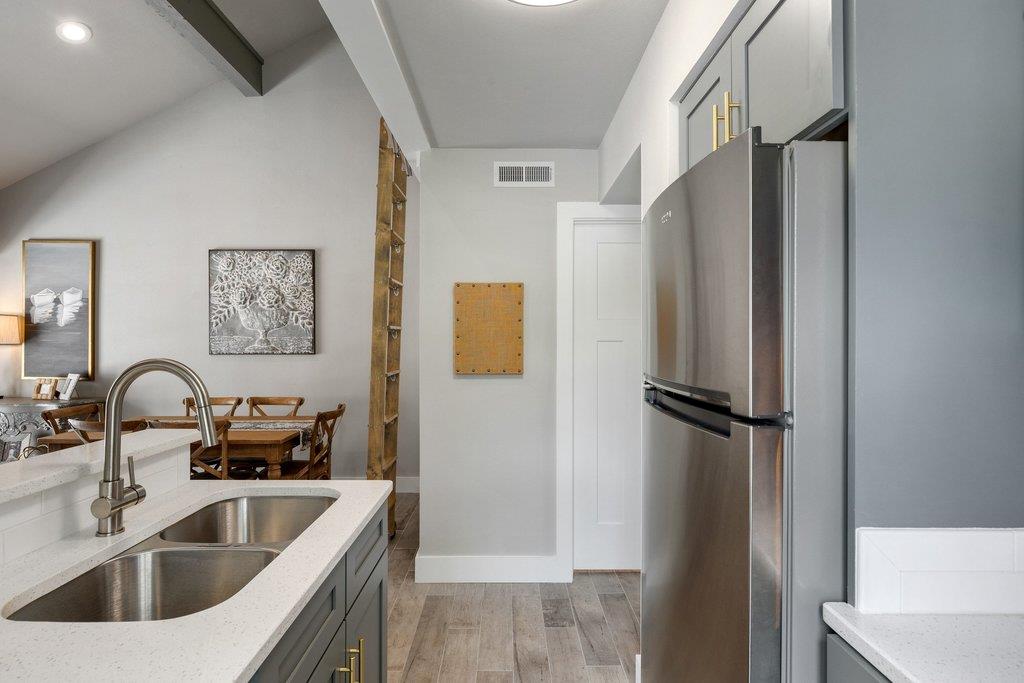 103 Island Dr # 1, Horseshoe Bay, TX 78657
