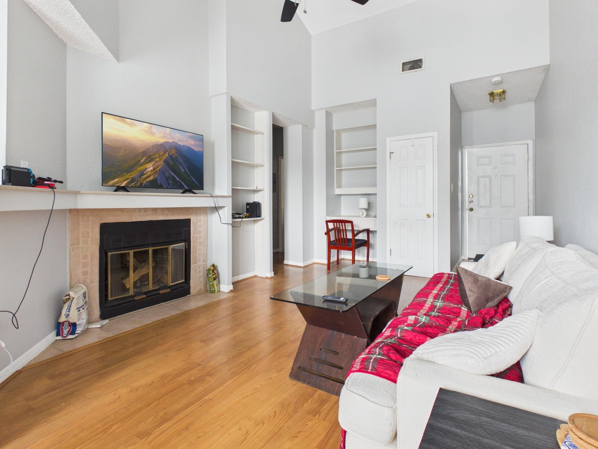 3111 Tom Green St # 305, Austin, TX 78705