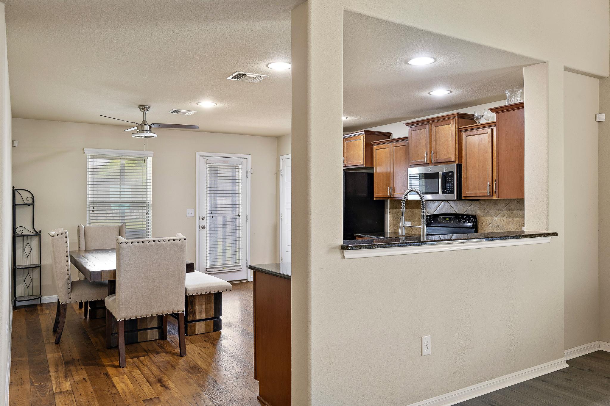 605 San Antonio Riverwalk Walk, Hutto, TX 78634
