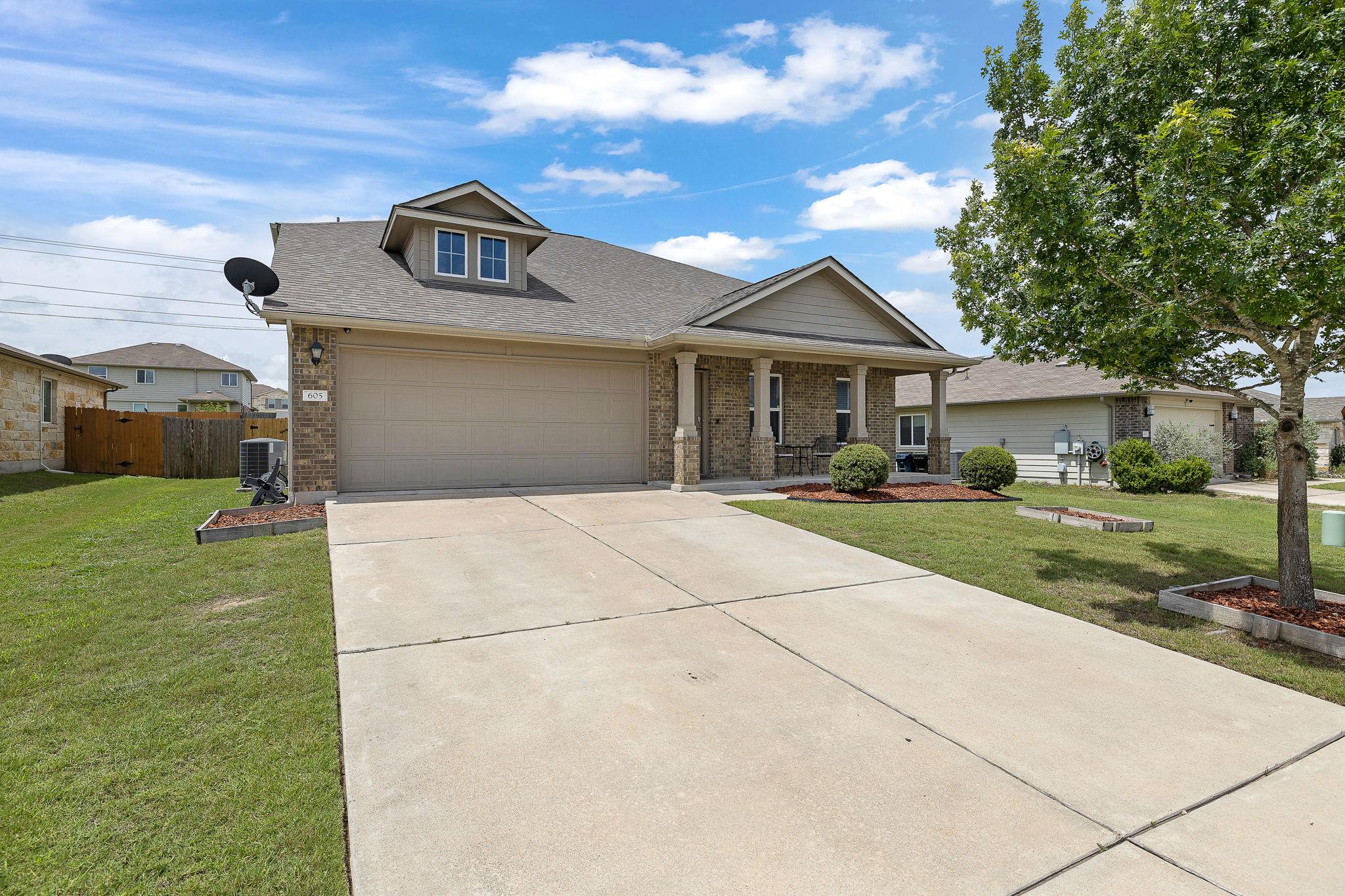 605 San Antonio Riverwalk Walk, Hutto, TX 78634