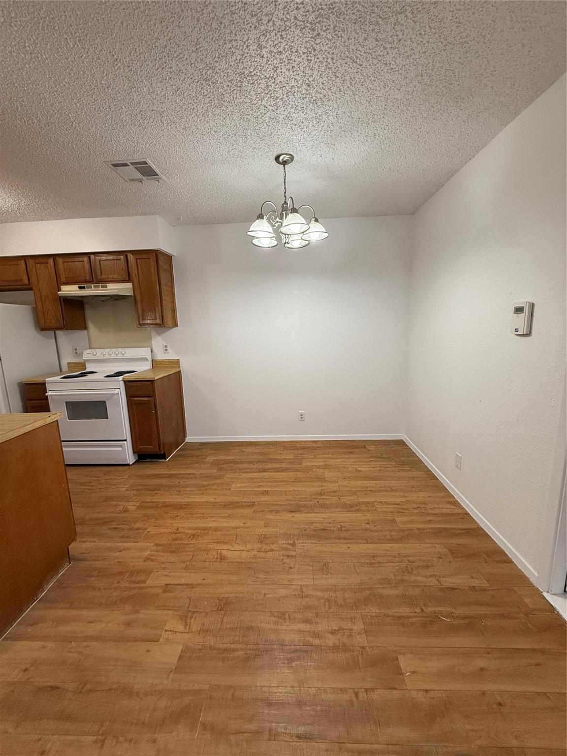 2115 Courtney St, Austin, TX 78745