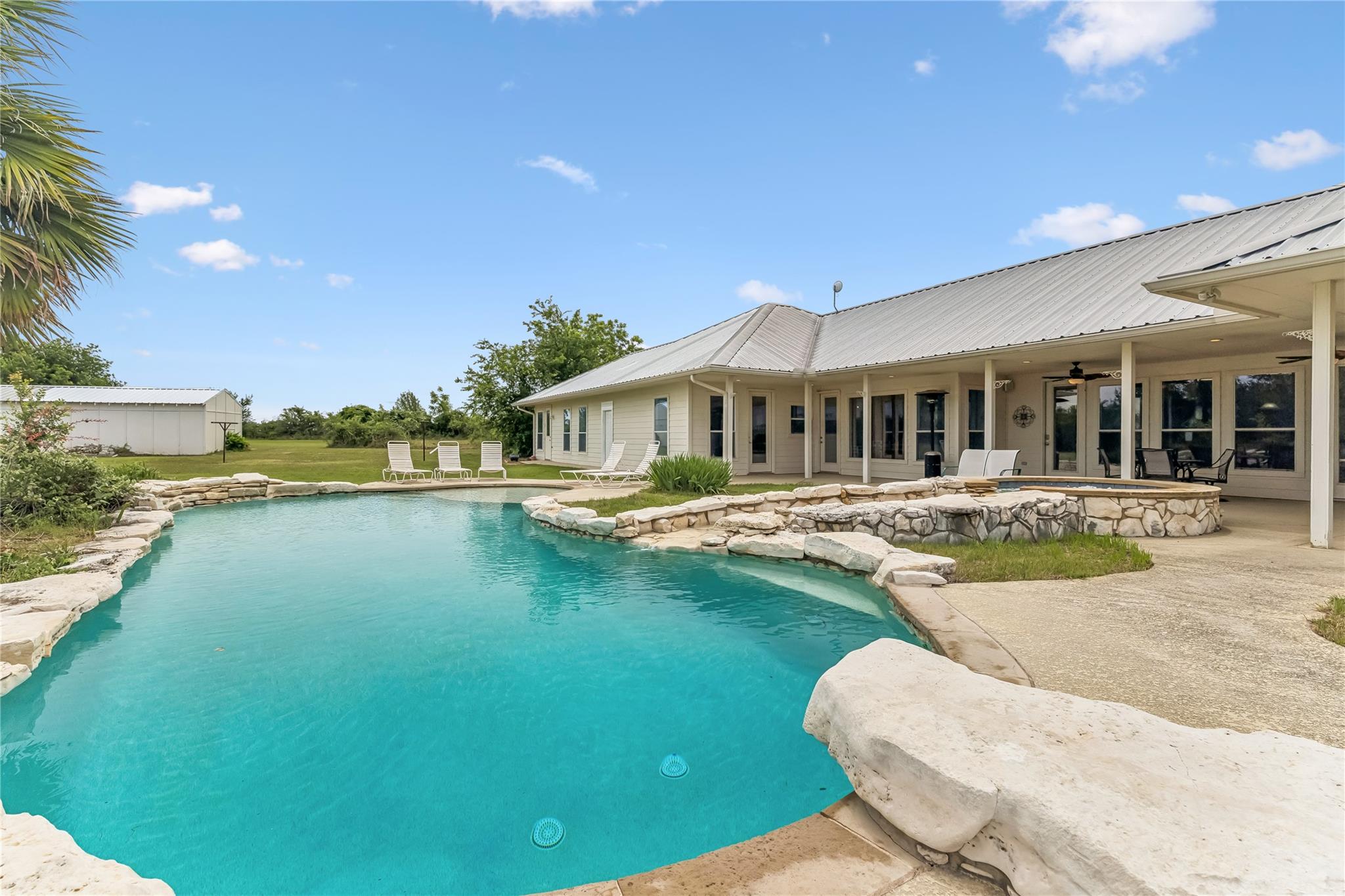 341 Windmill Hl, Salado, TX 76571