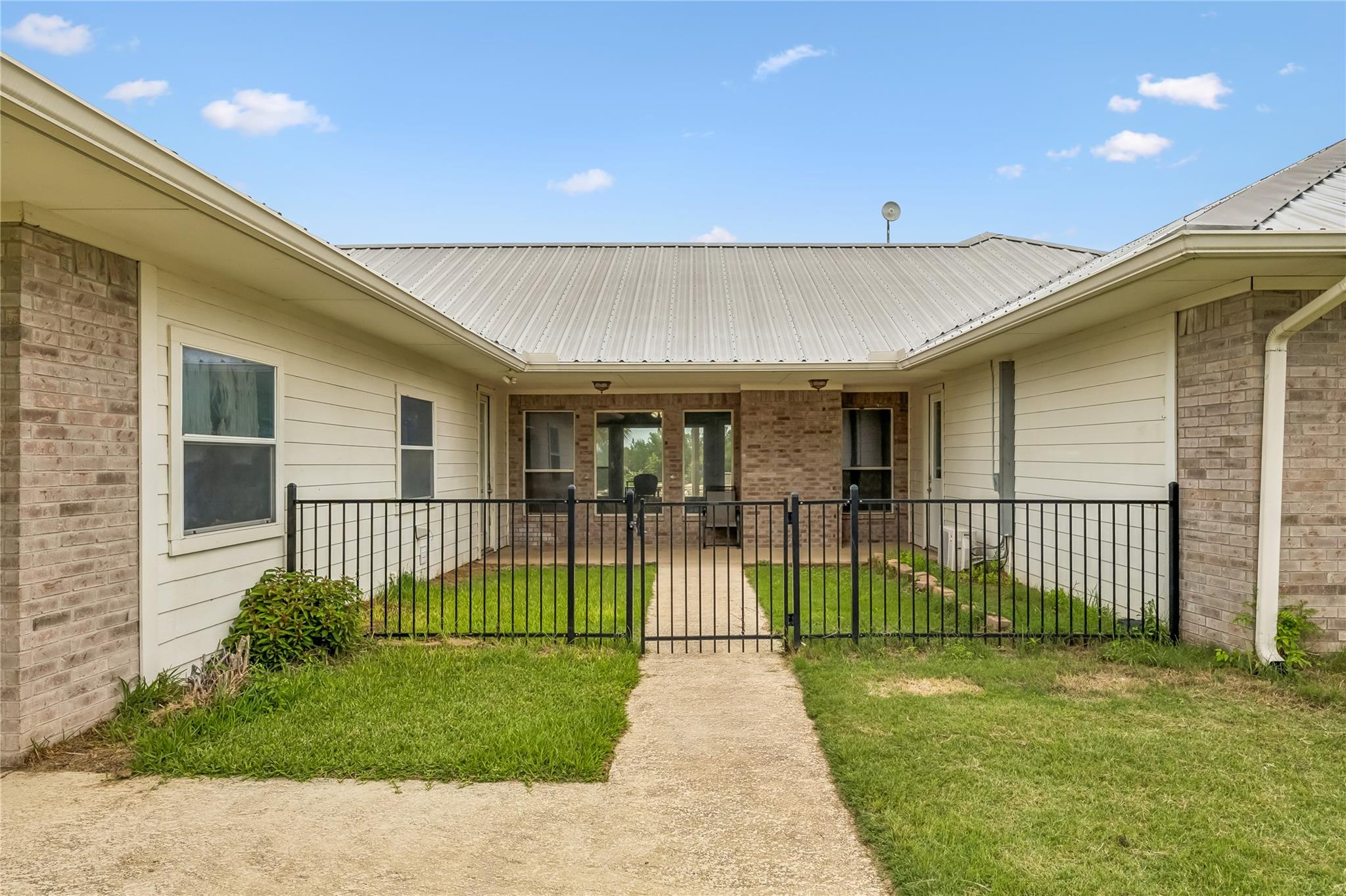 341 Windmill Hl, Salado, TX 76571