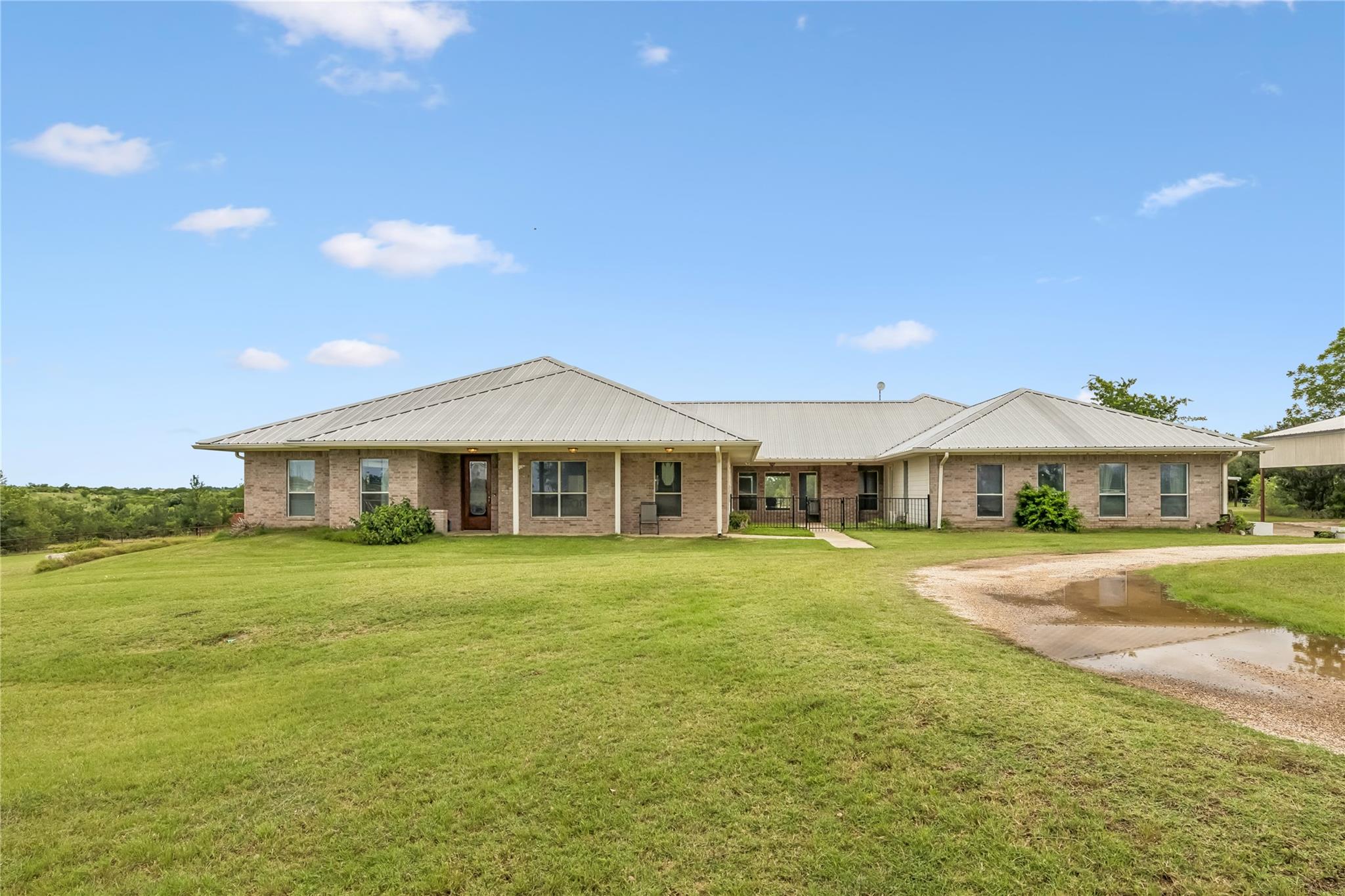 341 Windmill Hl, Salado, TX 76571