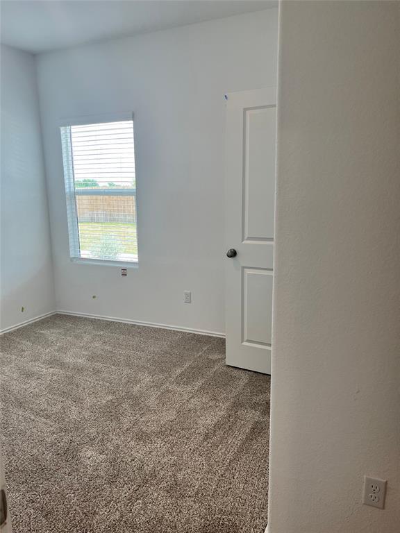 543 Gabbro Gdn, San Marcos, TX 78656