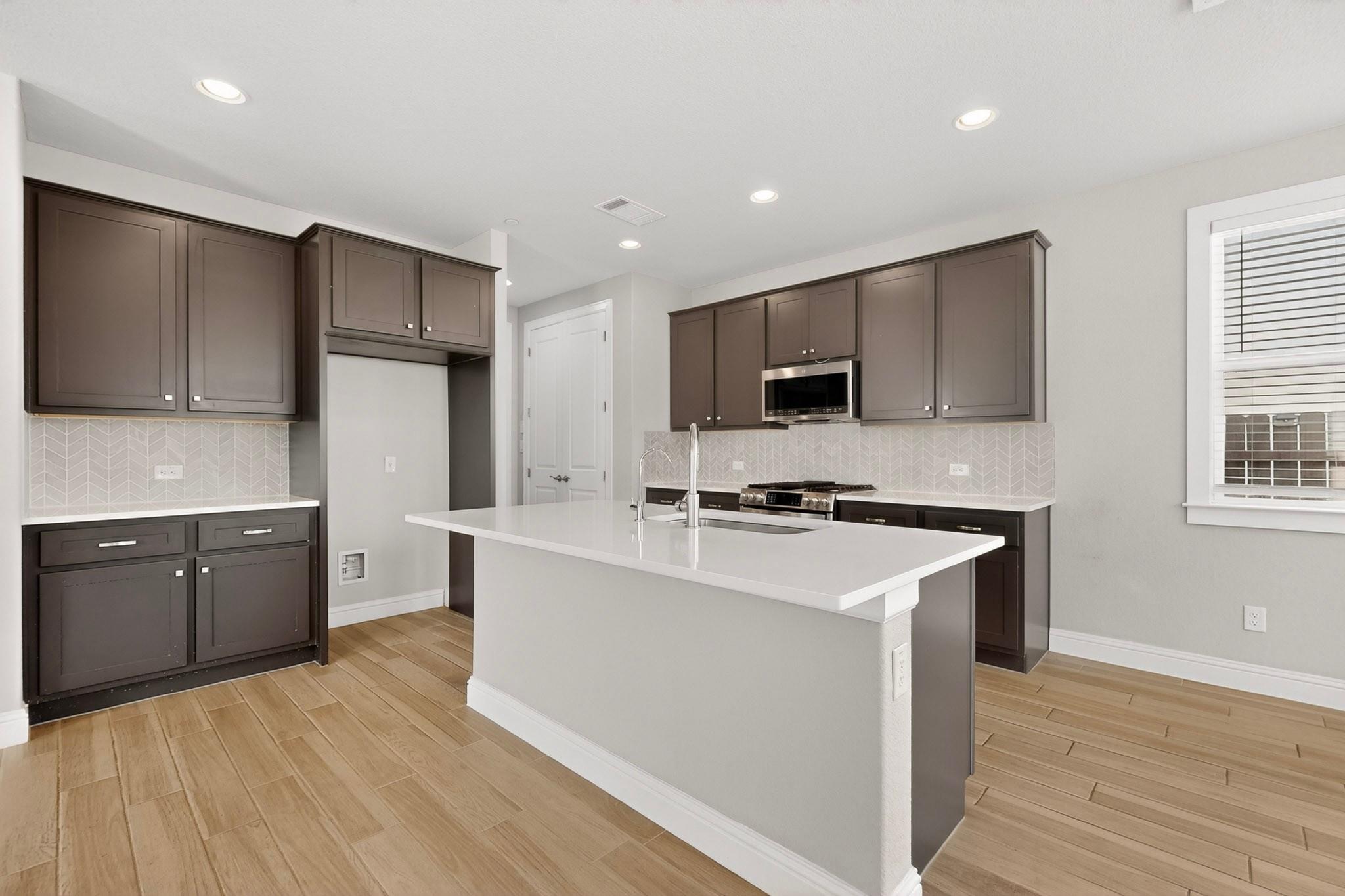 2605 Sam Bass Rd # 9, Round Rock, TX 78681