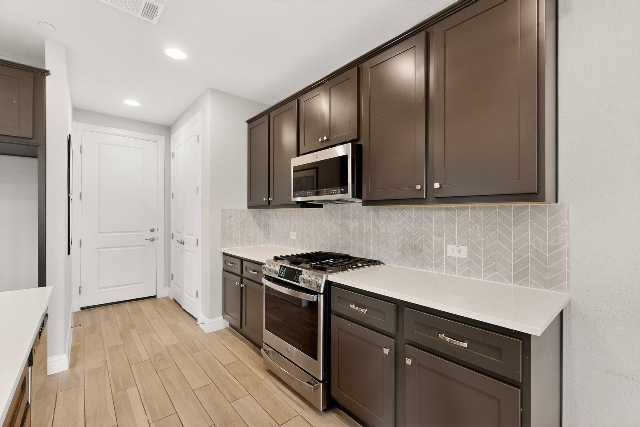 2605 Sam Bass Rd # 9, Round Rock, TX 78681