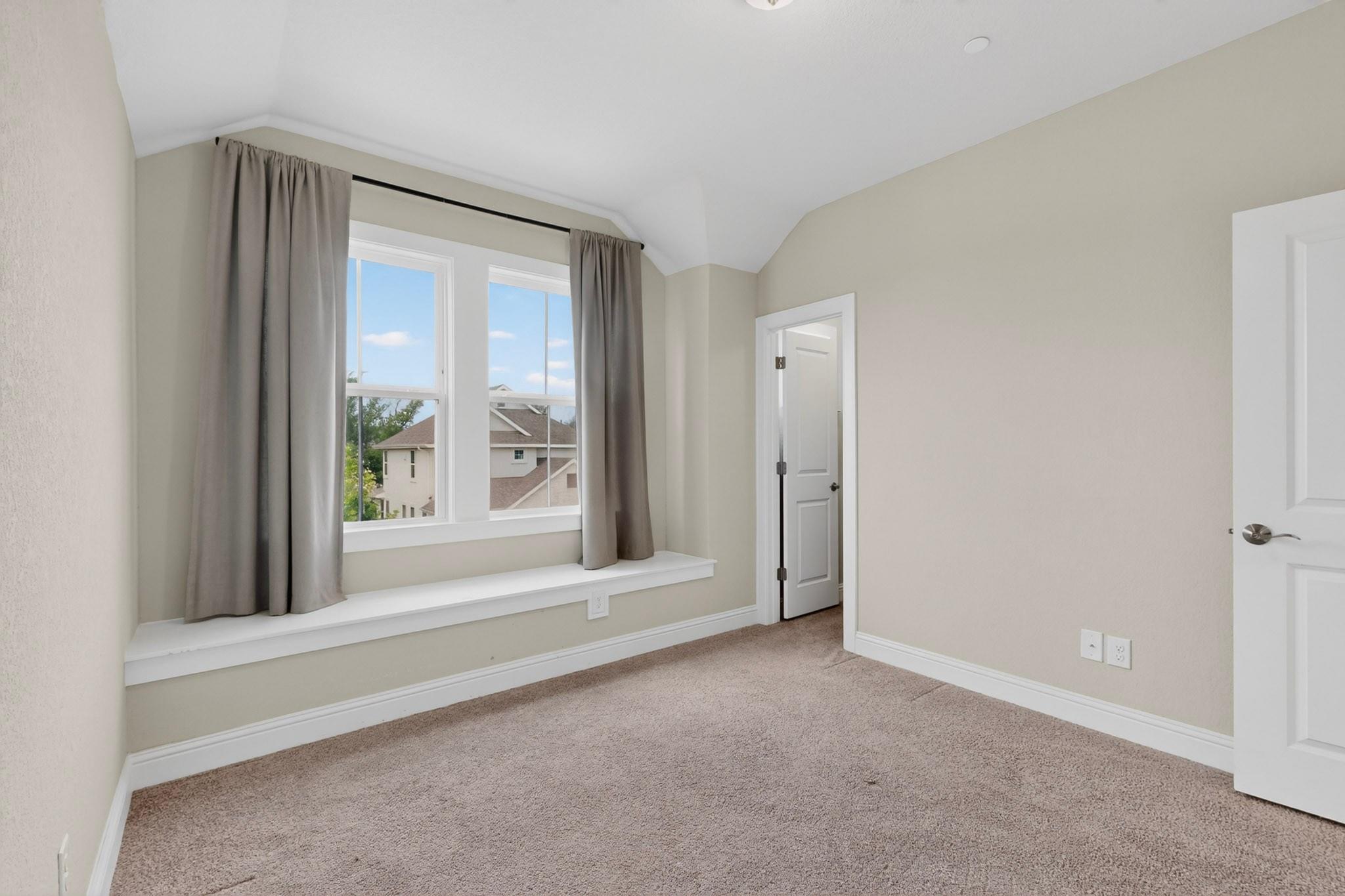 2605 Sam Bass Rd # 9, Round Rock, TX 78681