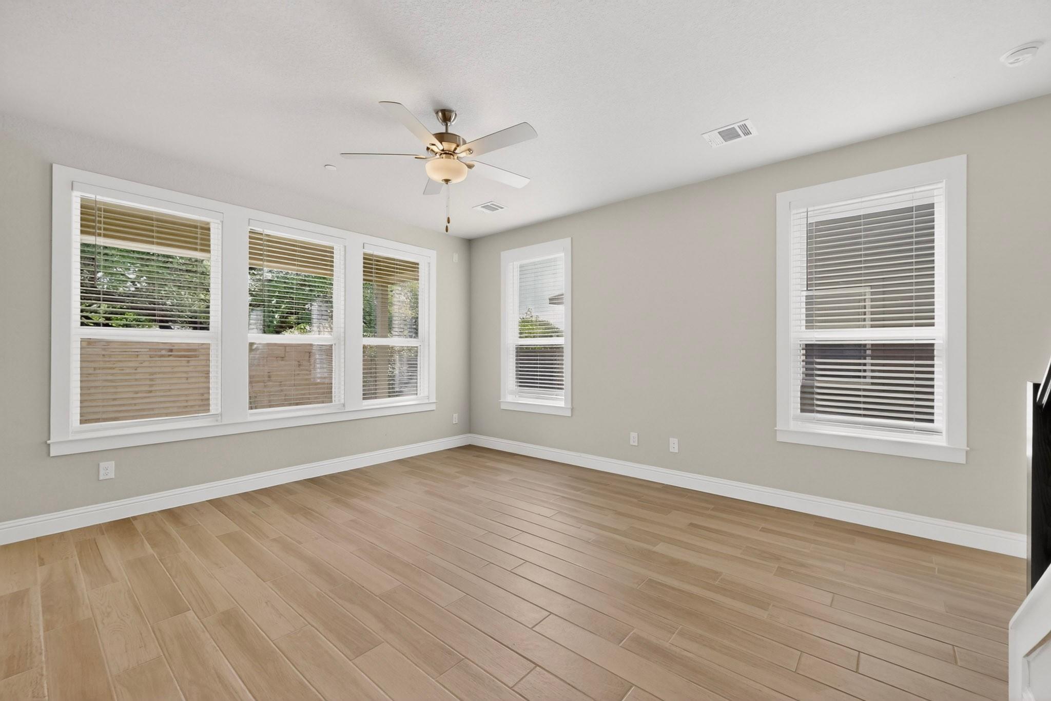2605 Sam Bass Rd # 9, Round Rock, TX 78681