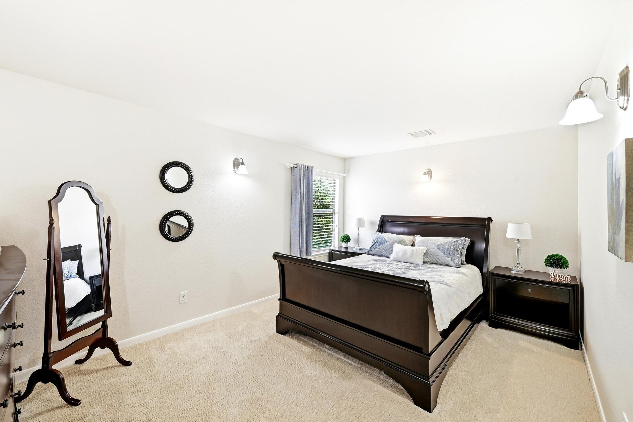 130 Granite Ln, Austin, TX 78737