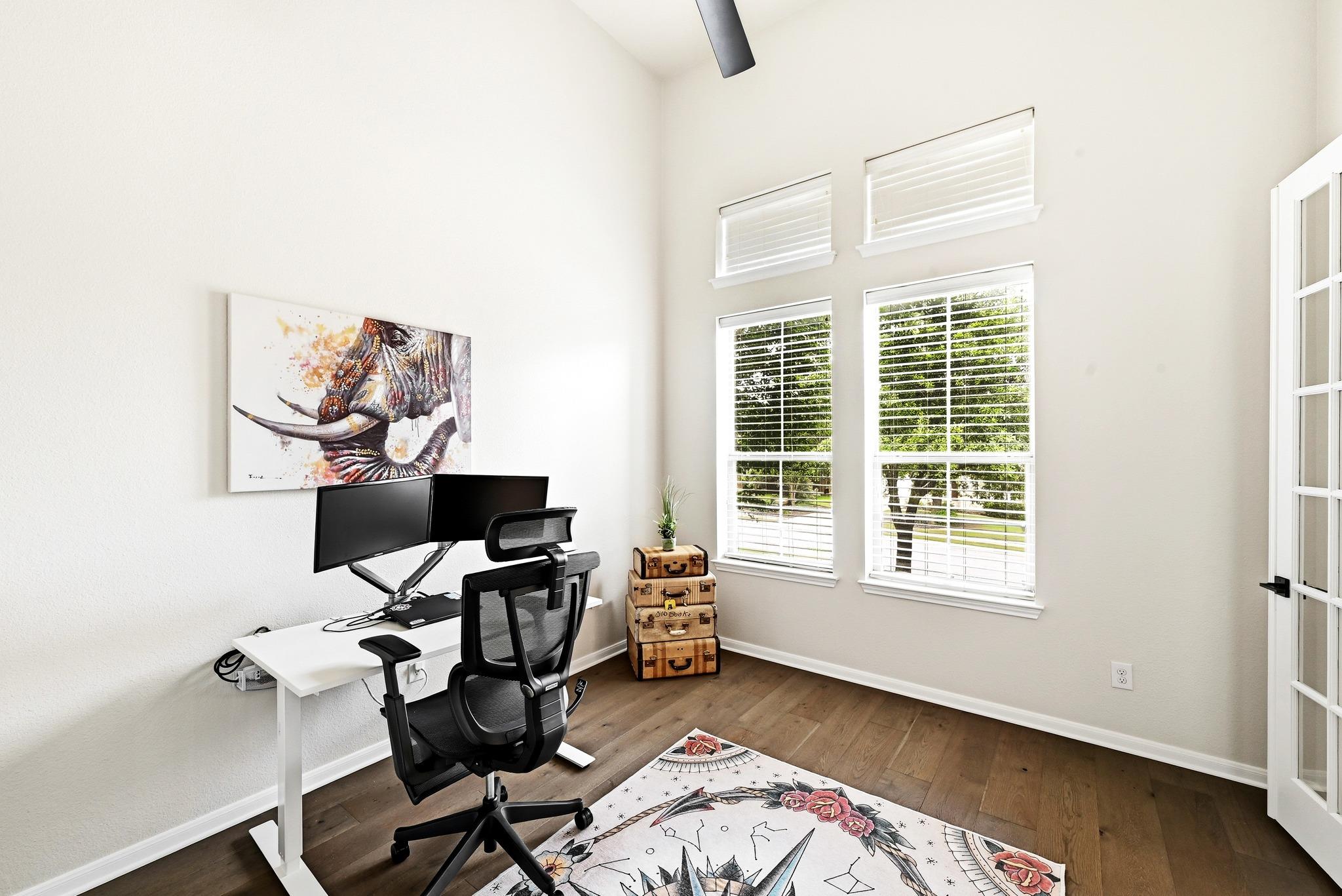 130 Granite Ln, Austin, TX 78737