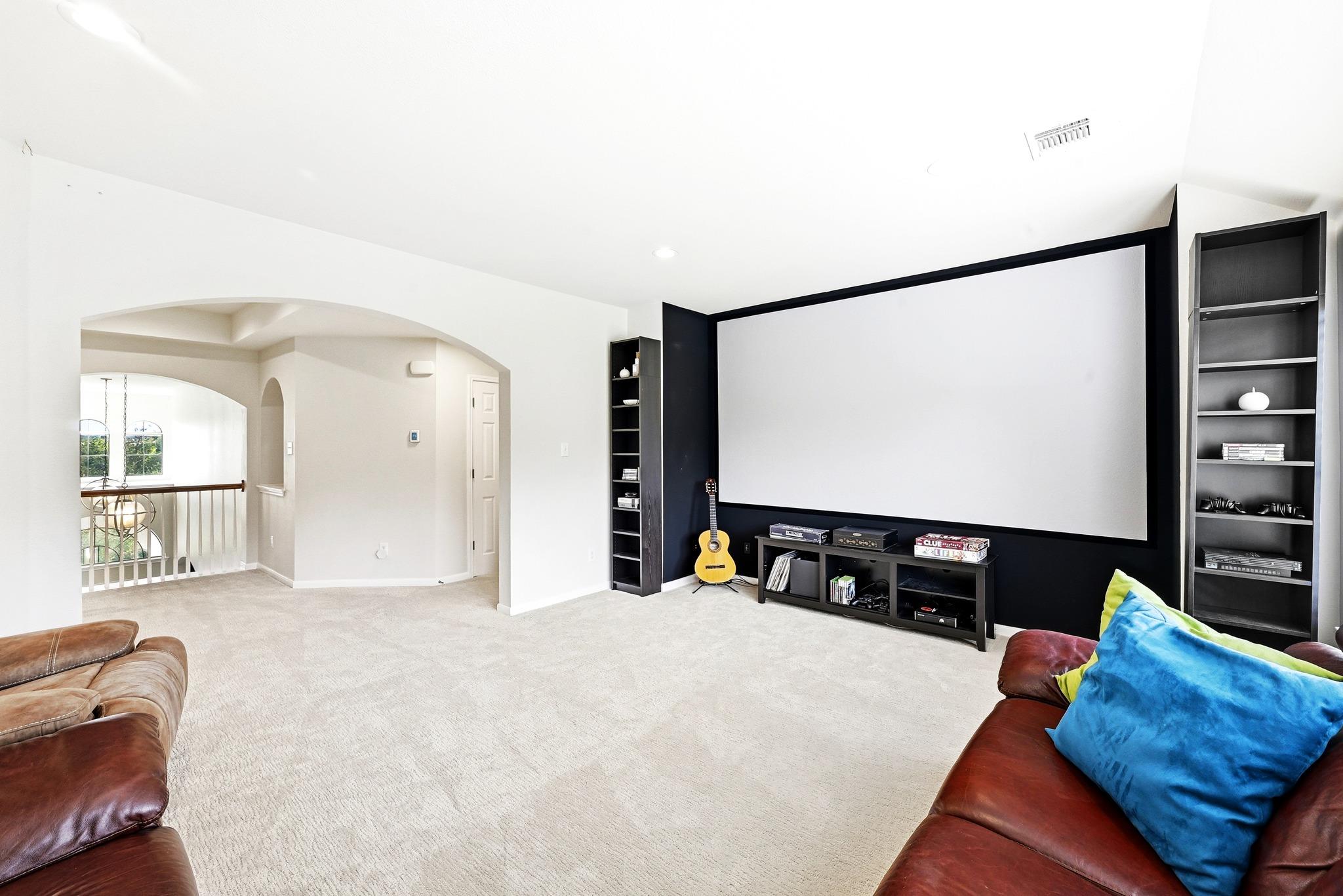 130 Granite Ln, Austin, TX 78737