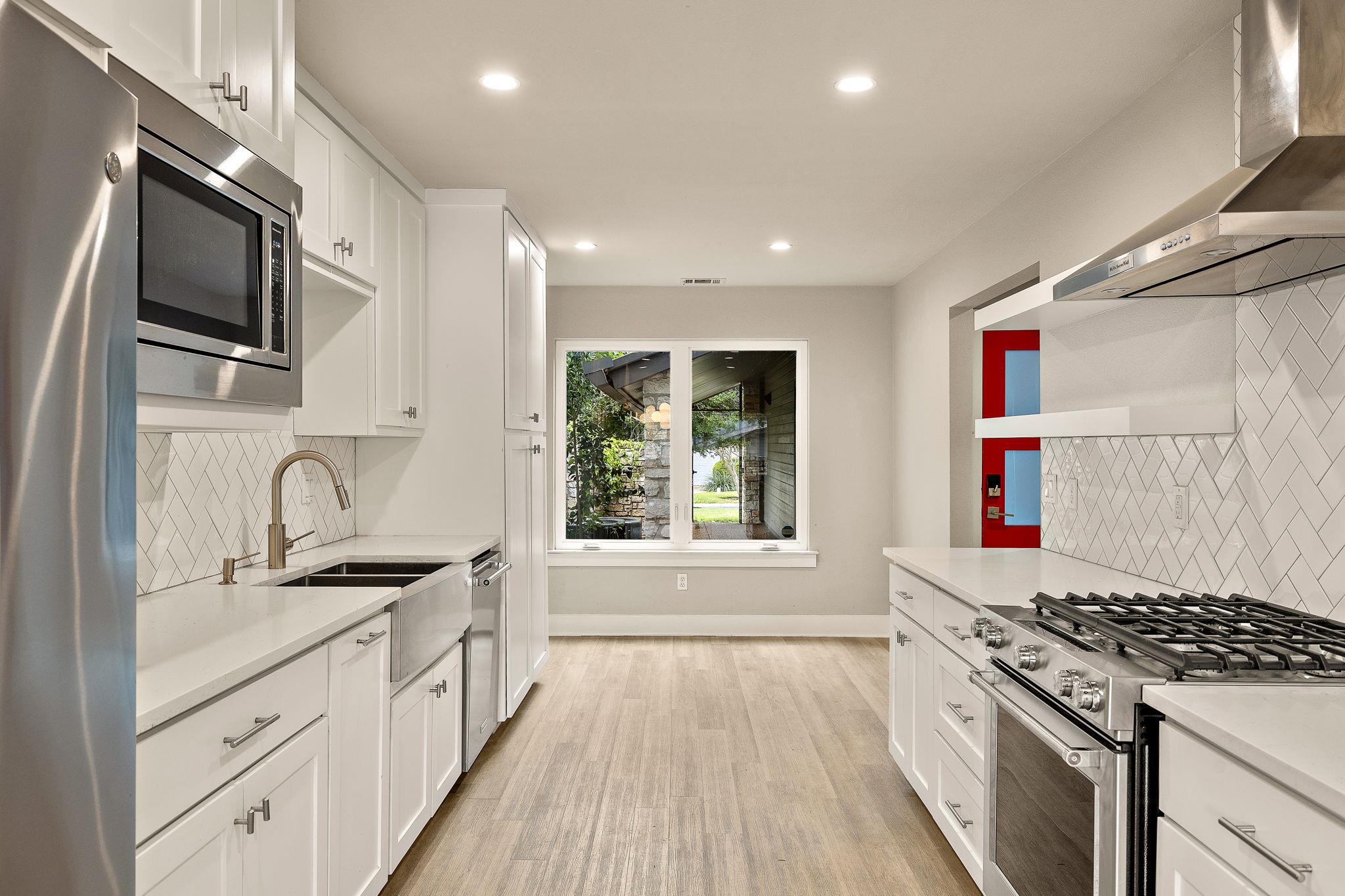 8910 Mount Bartlett Dr, Austin, TX 78759