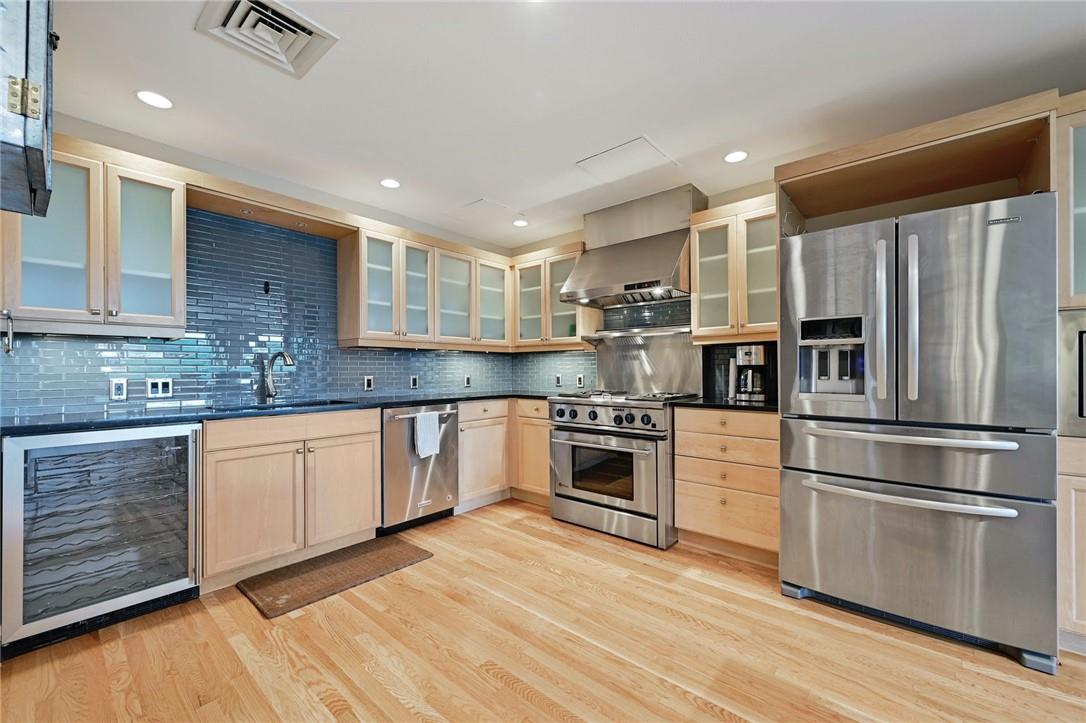 901 W 9th St # 406, Austin, TX 78703