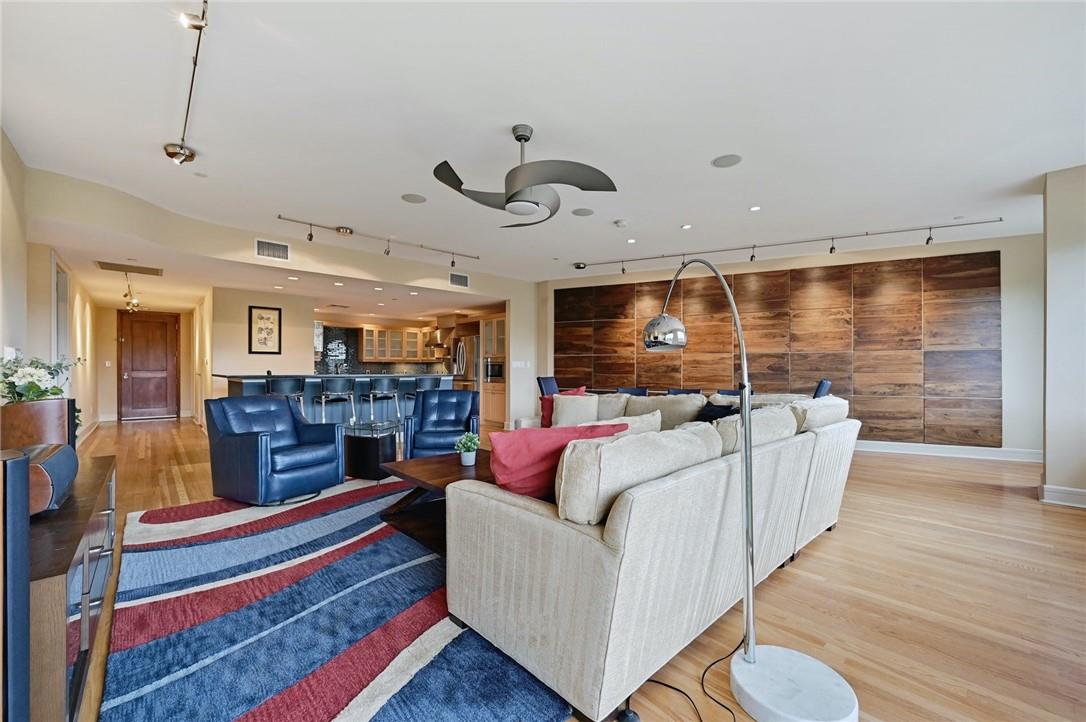 901 W 9th St # 406, Austin, TX 78703