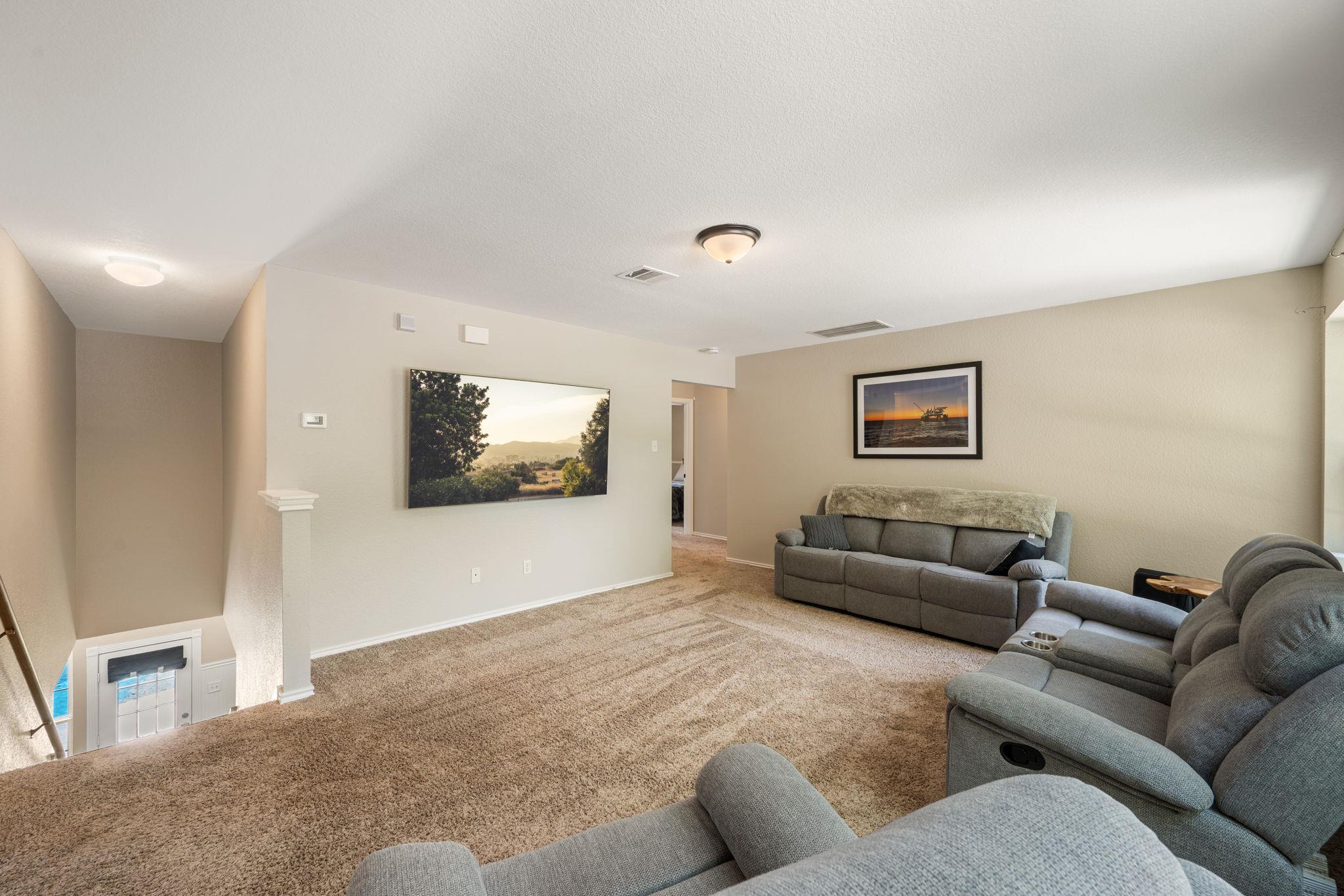 100 Tulip Cv, Kyle, TX 78640