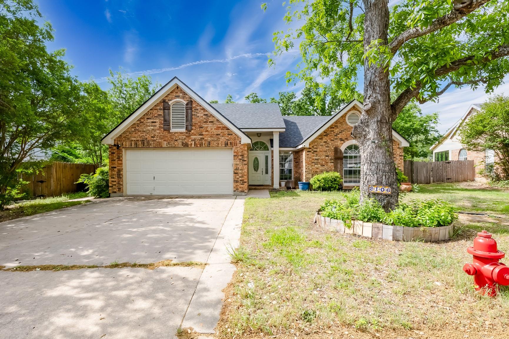 2106 Heather Dr, Cedar Park, TX 78613