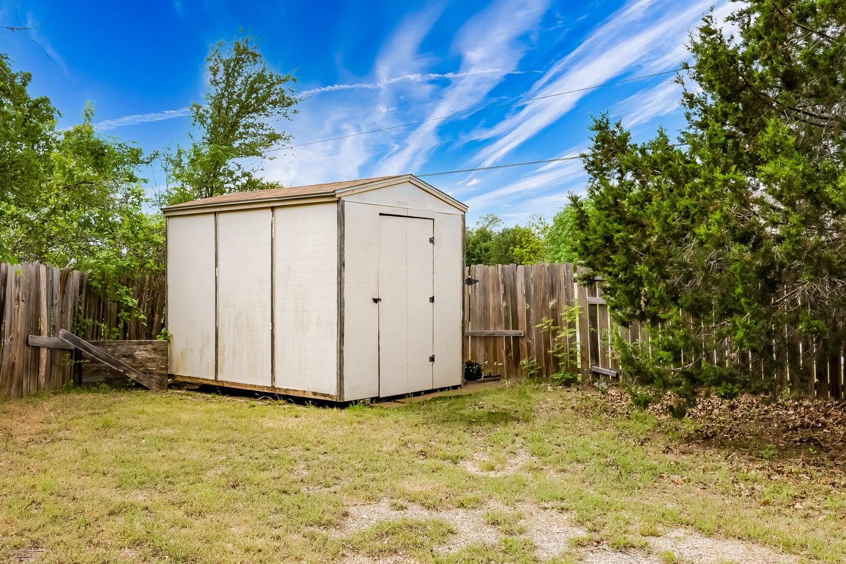 2106 Heather Dr, Cedar Park, TX 78613