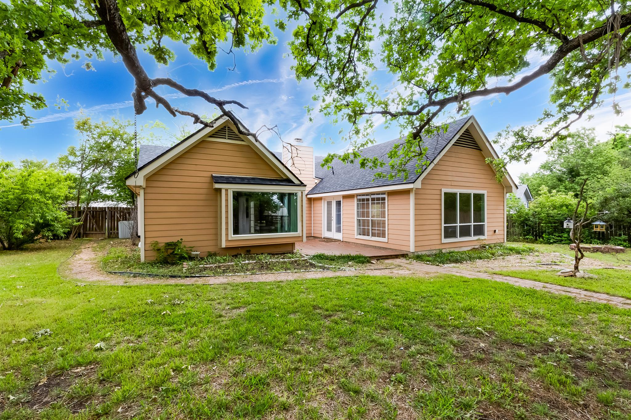 2106 Heather Dr, Cedar Park, TX 78613