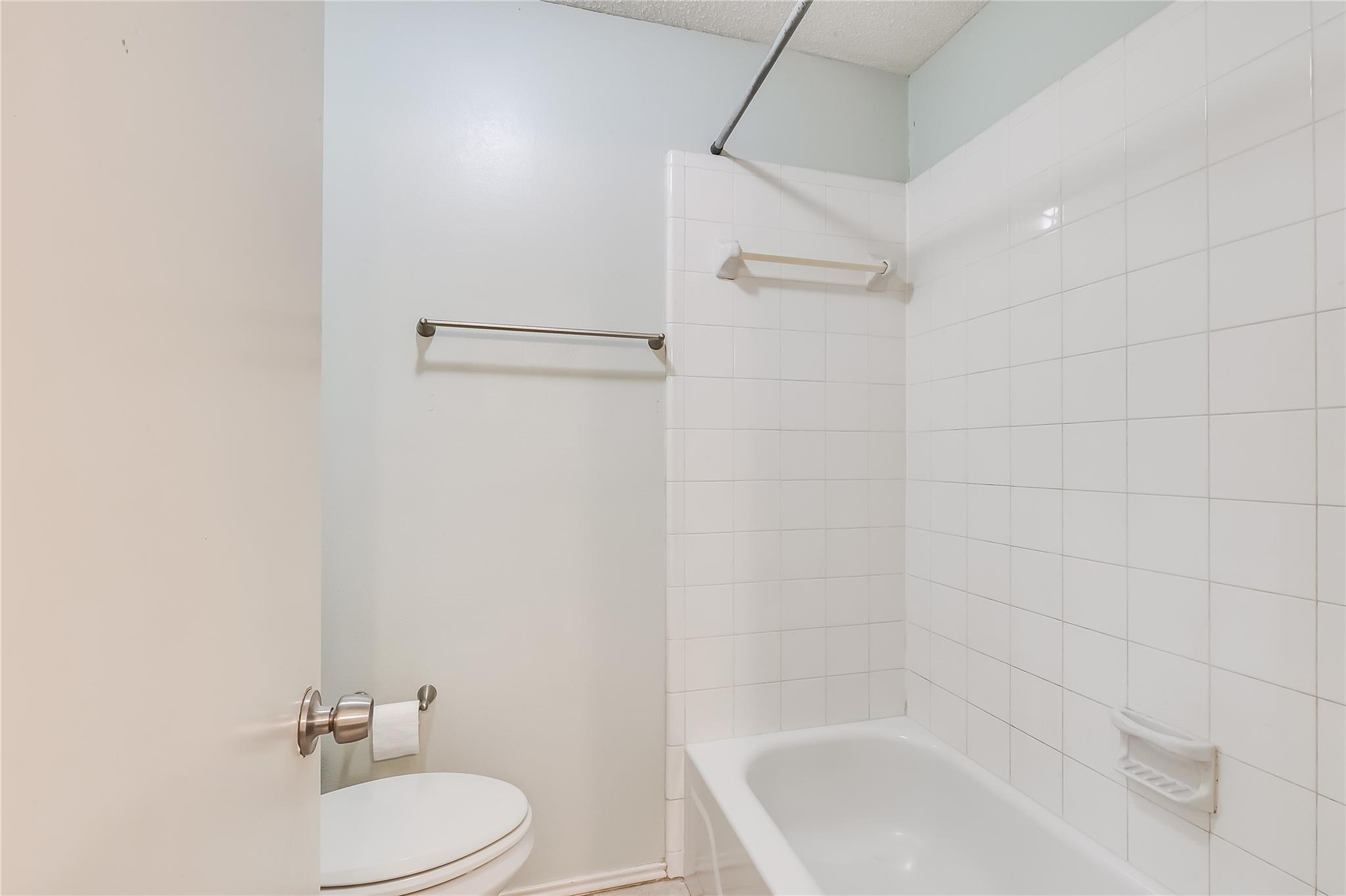 2106 Heather Dr, Cedar Park, TX 78613