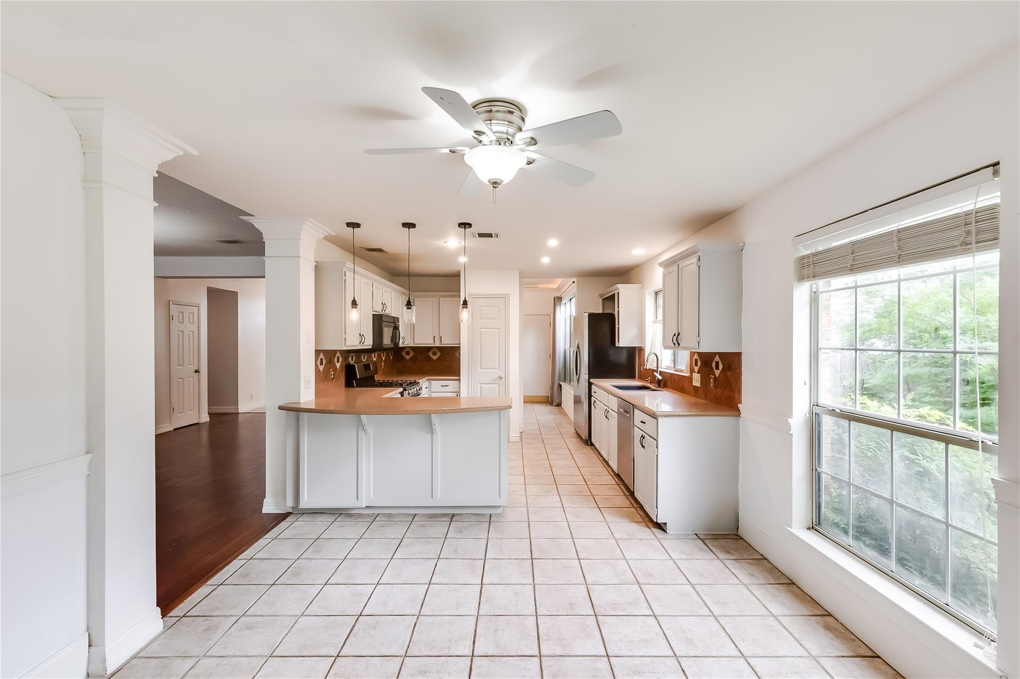 2106 Heather Dr, Cedar Park, TX 78613