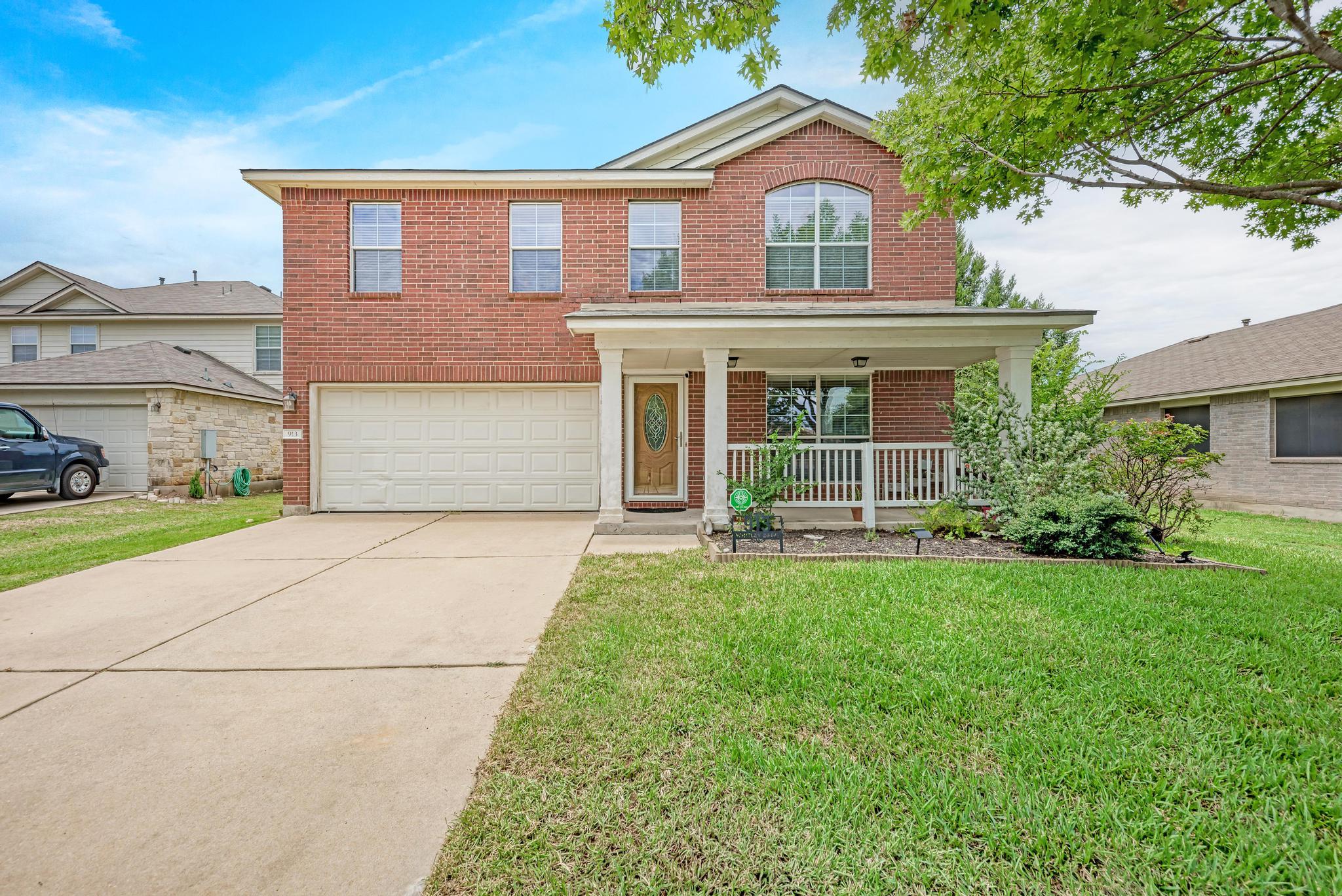 913 Whitley Dr, Leander, TX 78641
