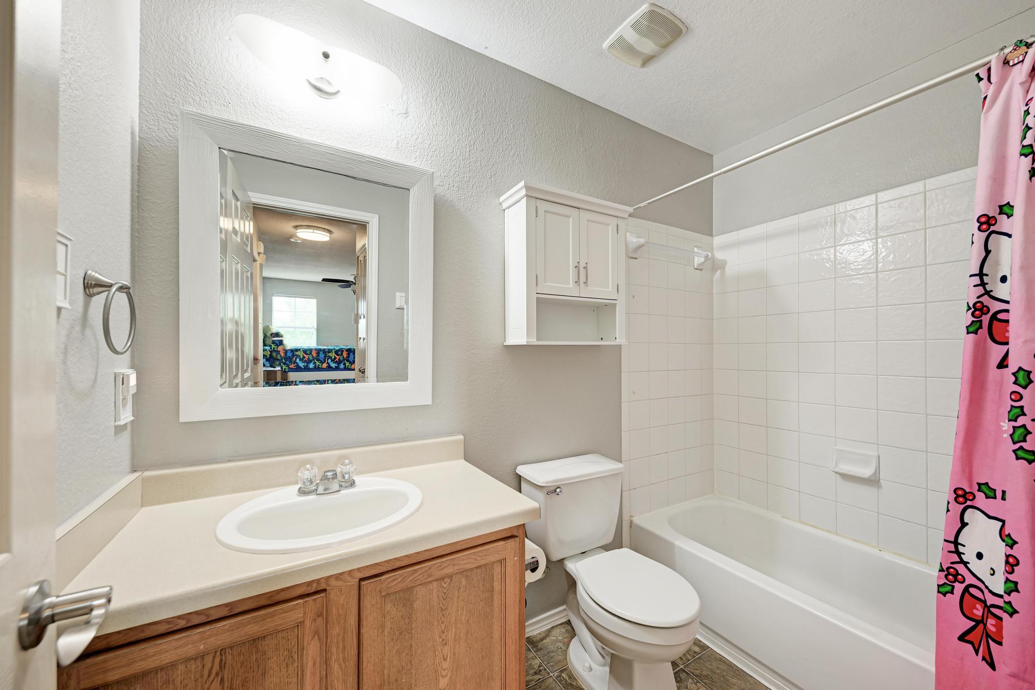 913 Whitley Dr, Leander, TX 78641