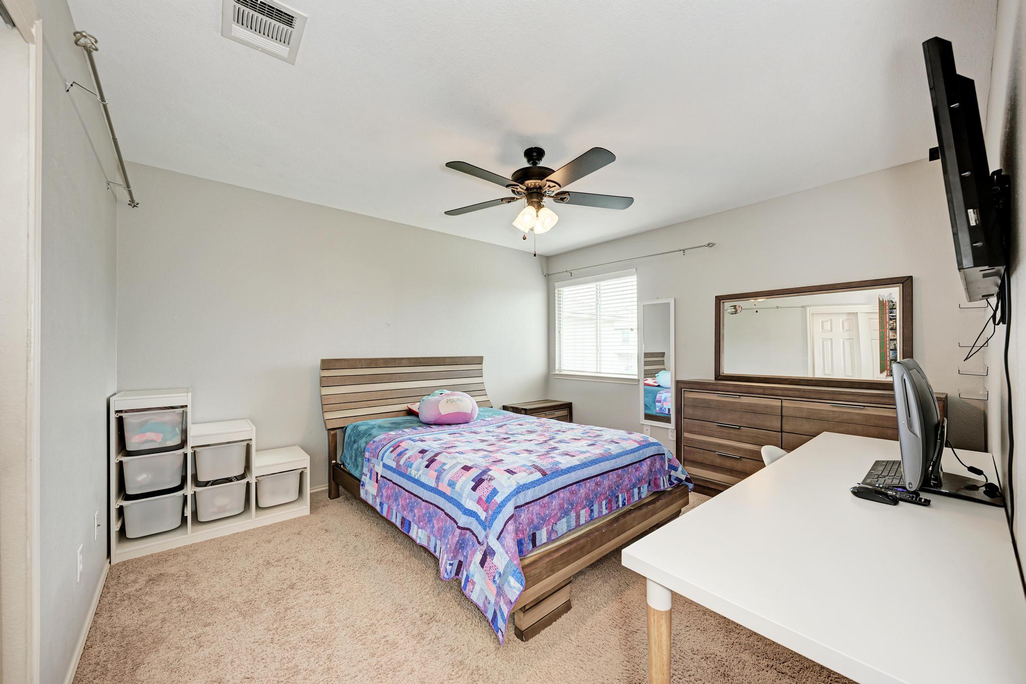 913 Whitley Dr, Leander, TX 78641