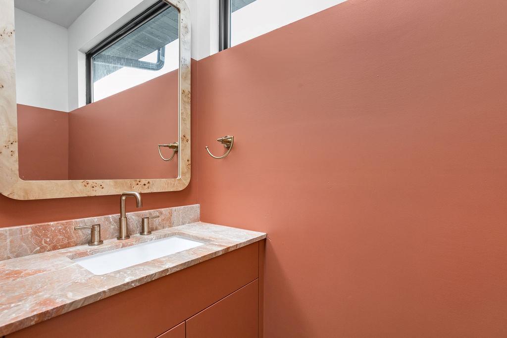 501 E 50th St, Austin, TX 78751