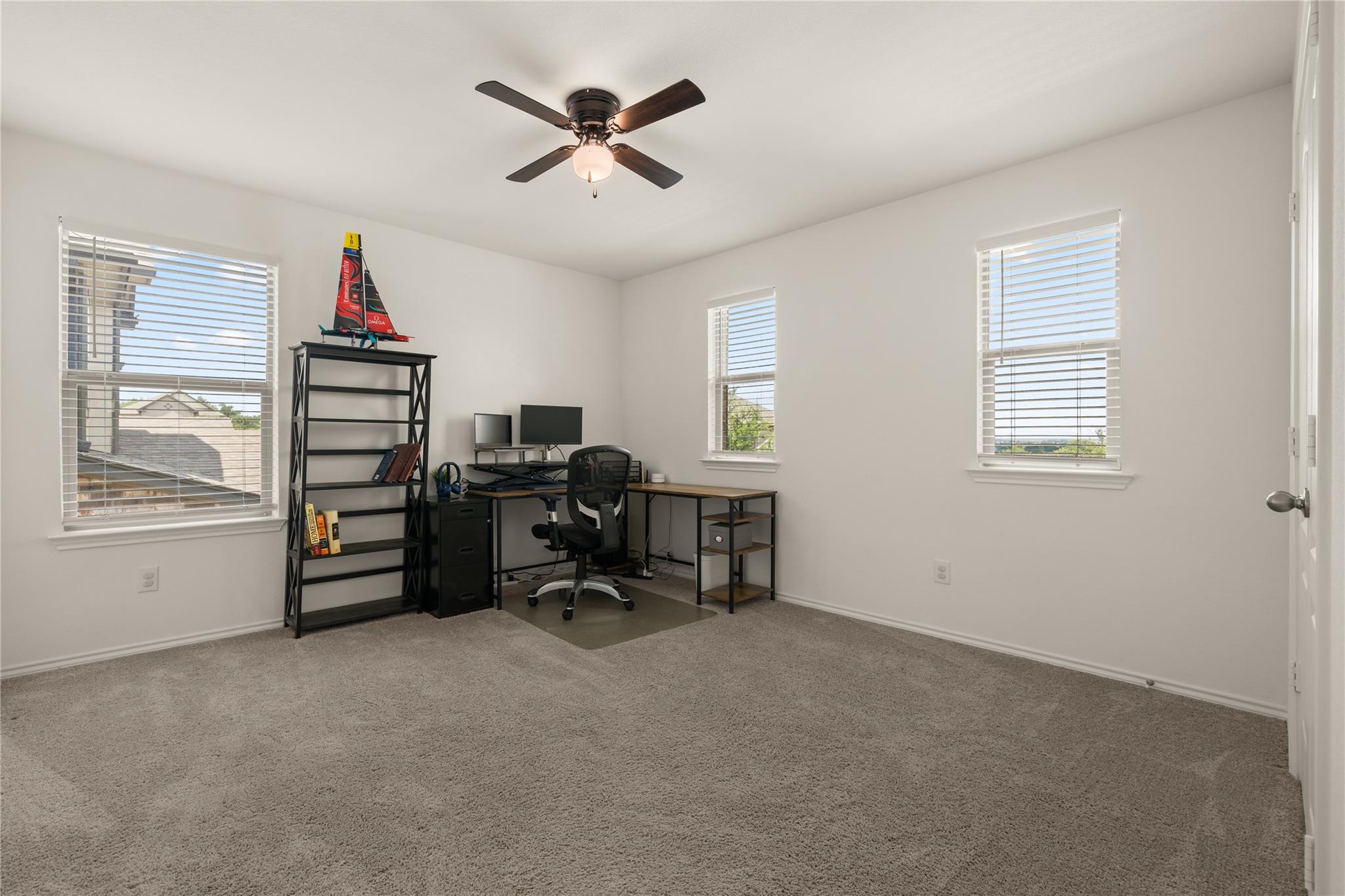 417 Los Cobos Ln, Georgetown, TX 78626