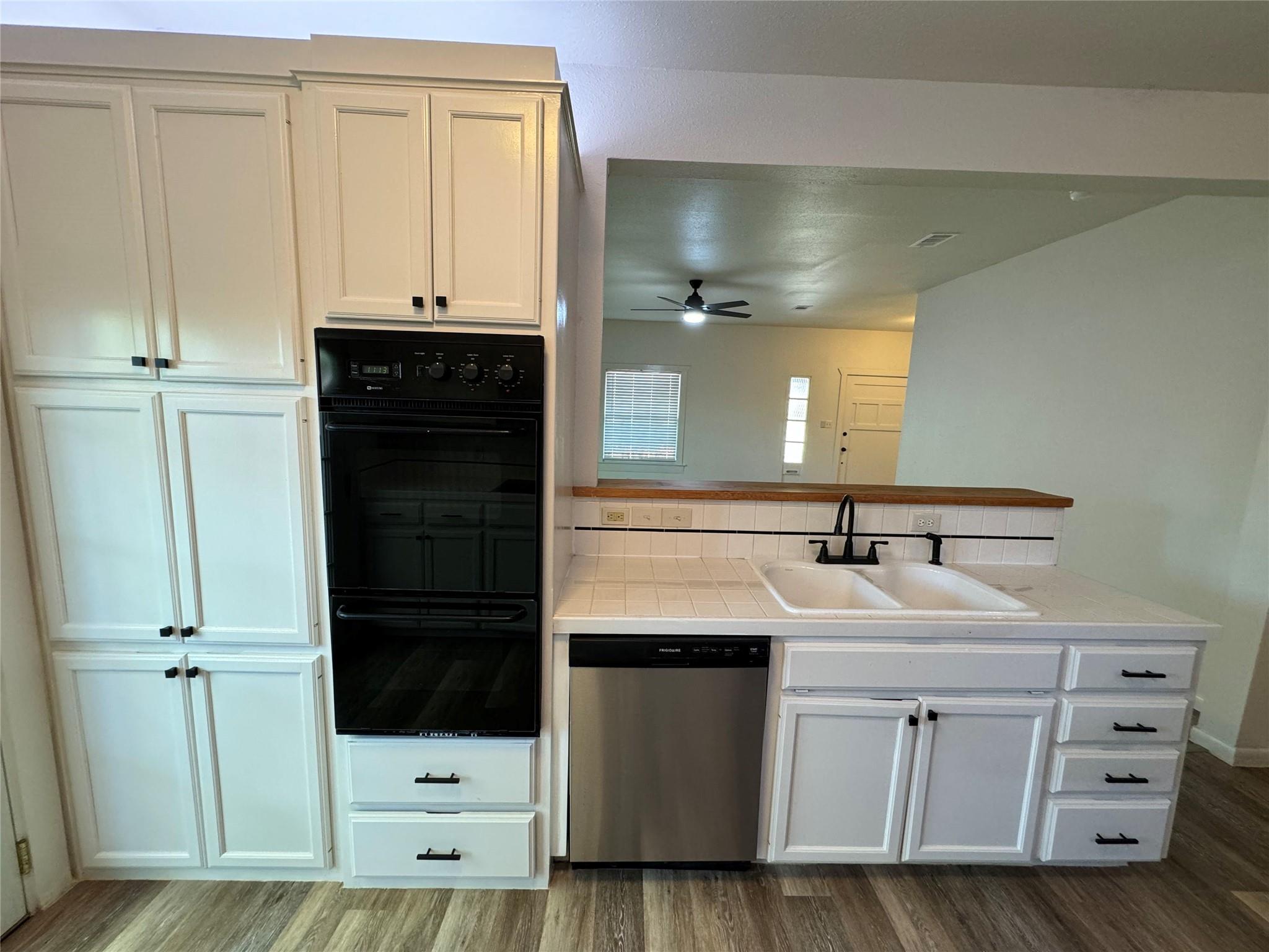 1707 W 41st St, Austin, TX 78756