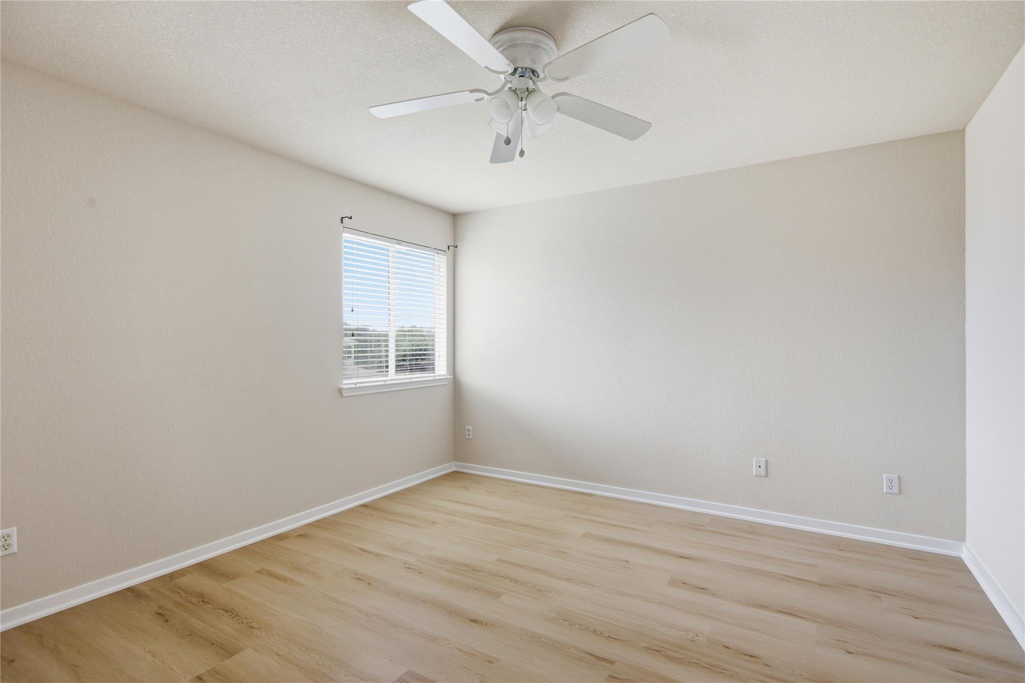 3774 Castle Rock Dr, Round Rock, TX 78681
