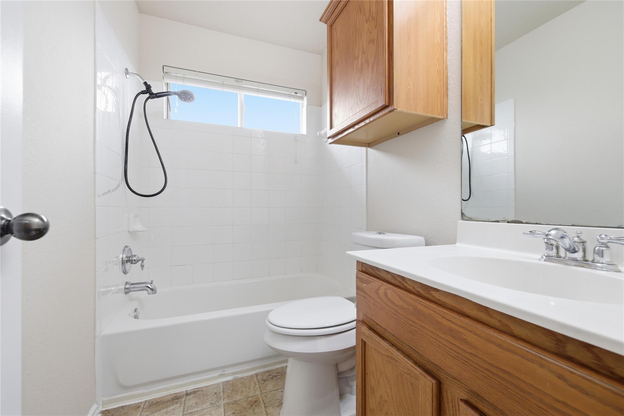 3774 Castle Rock Dr, Round Rock, TX 78681