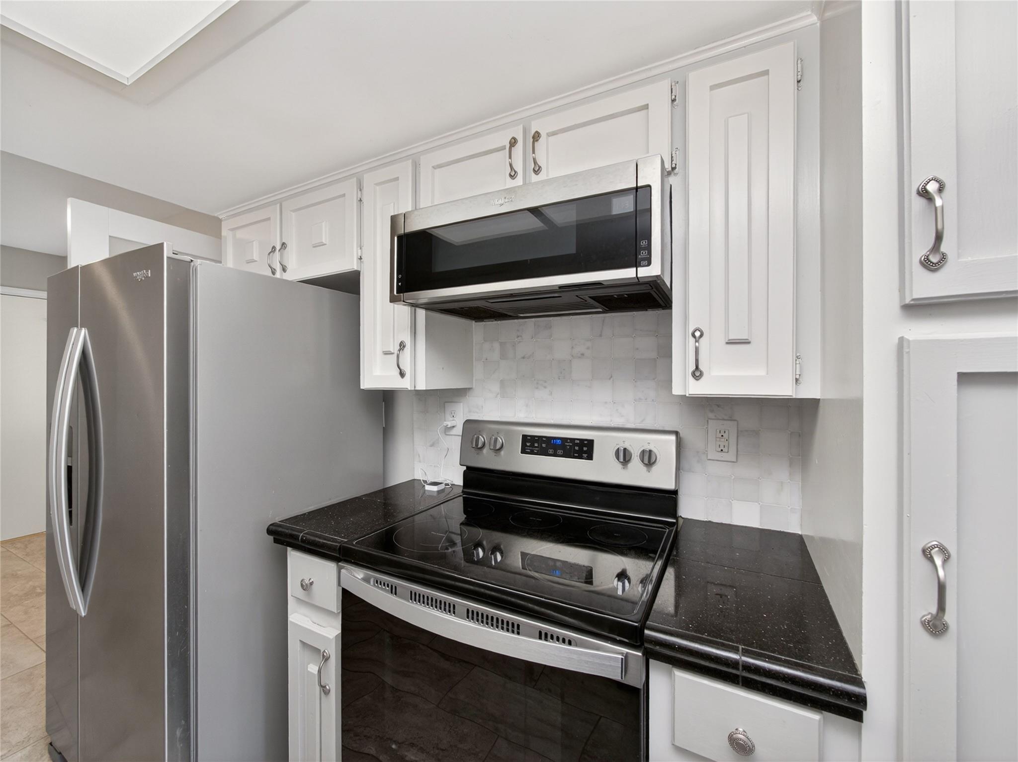 8350 Summerwood Dr, Austin, TX 78759